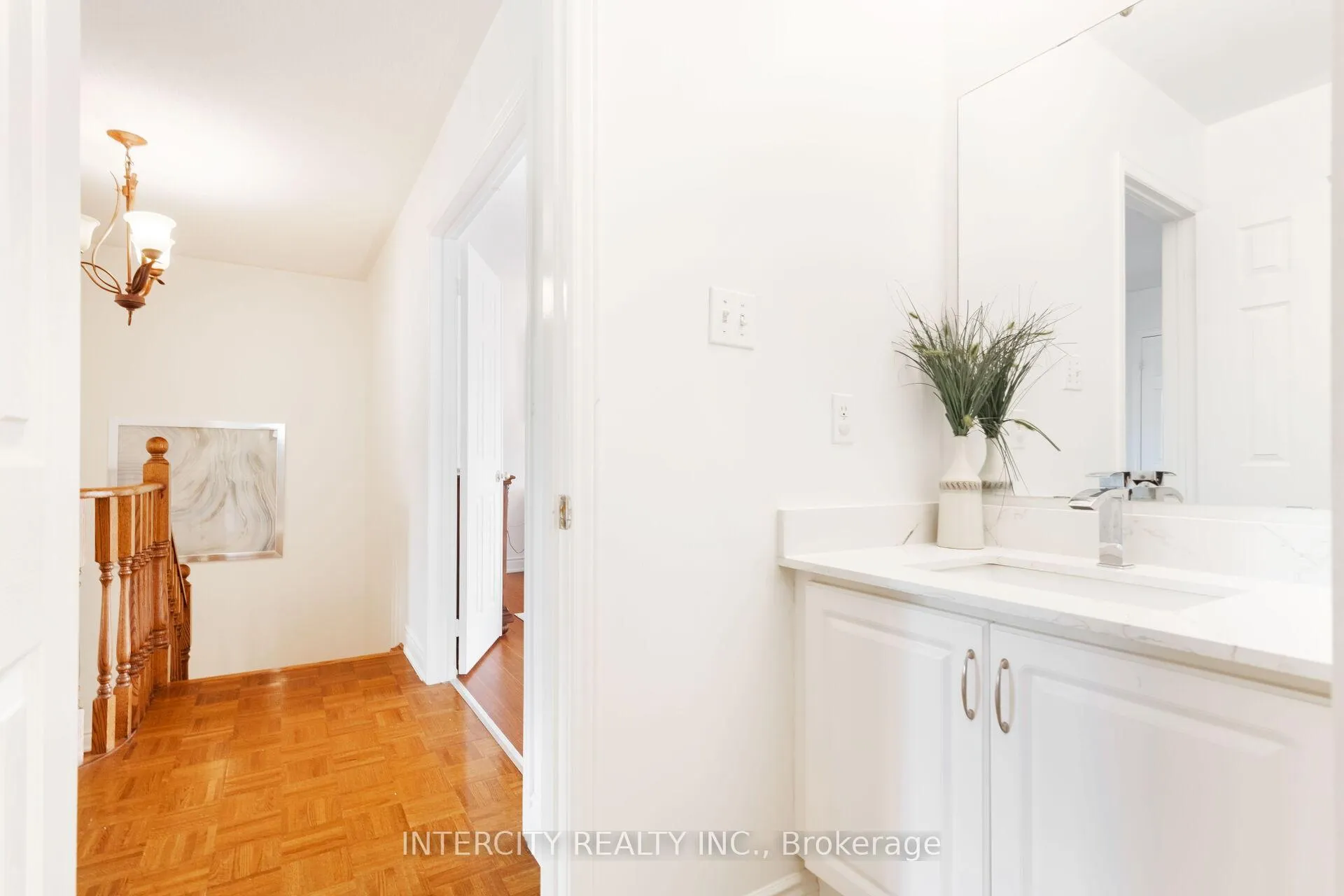 Photo 40 of 18 Snowshoe Lane, Brampton, Sandringham-Wellington — HOMEH