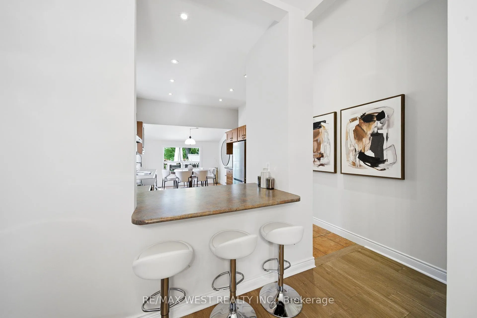 Photo 8 of 12 Kennedy Avenue, Toronto, High Park-Swansea — HOMEH