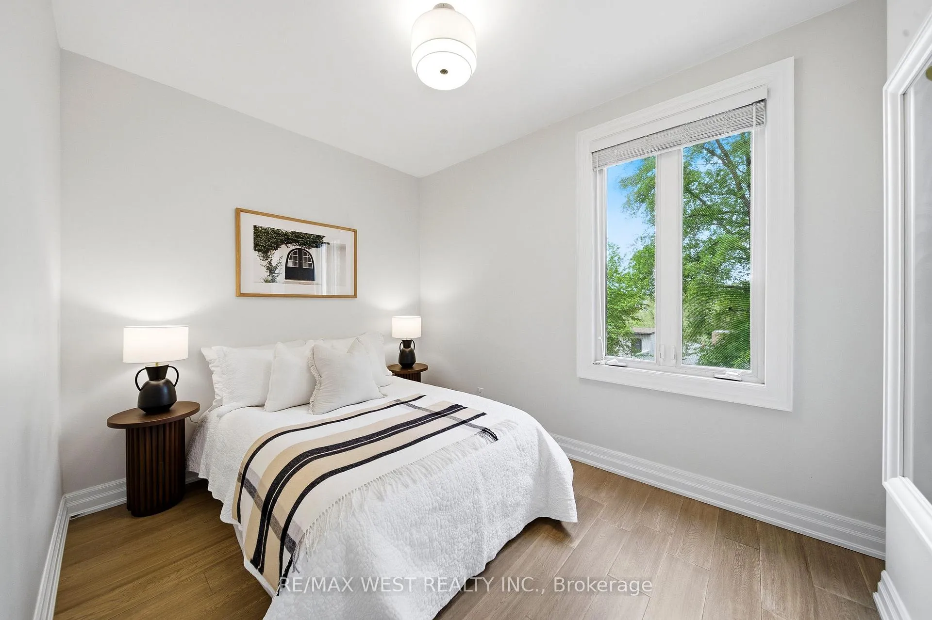 Photo 16 of 12 Kennedy Avenue, Toronto, High Park-Swansea — HOMEH