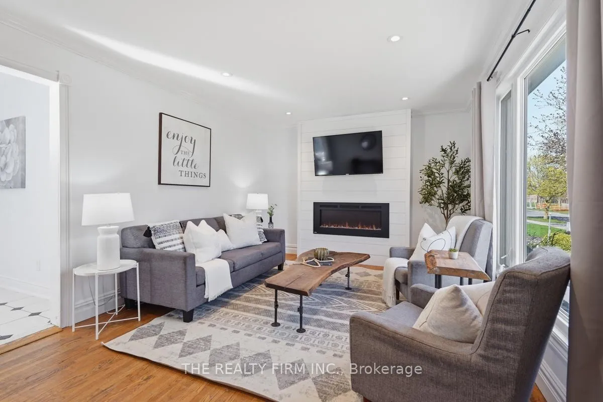 Photo 7 of 923 Willow Lane, London, South Y — HOMEH