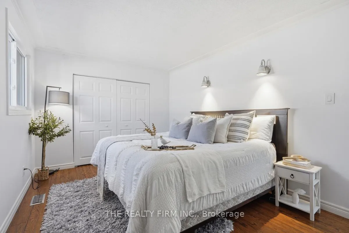 Photo 20 of 923 Willow Lane, London, South Y — HOMEH