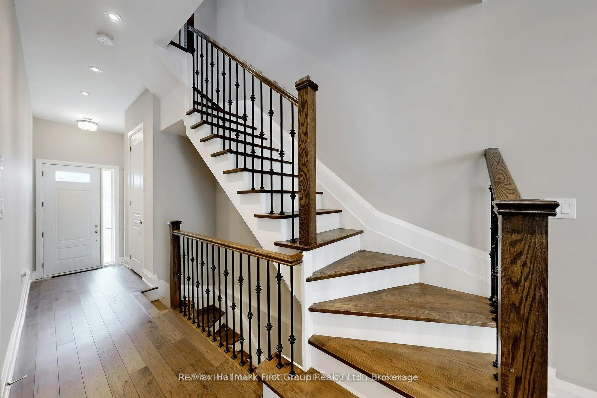 Photo 9 of 2 Helen Avenue, Toronto, Caledonia-Fairbank — HOMEH