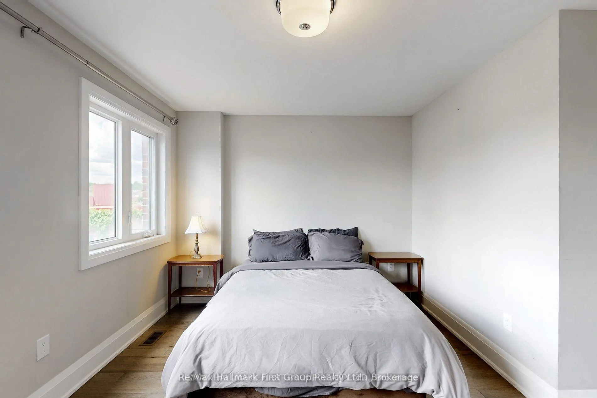 Photo 10 of 2 Helen Avenue, Toronto, Caledonia-Fairbank — HOMEH