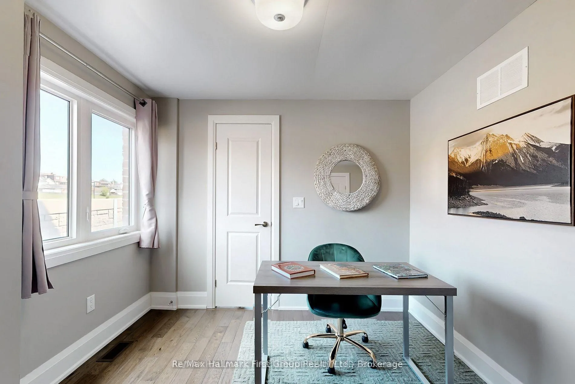 Photo 14 of 2 Helen Avenue, Toronto, Caledonia-Fairbank — HOMEH