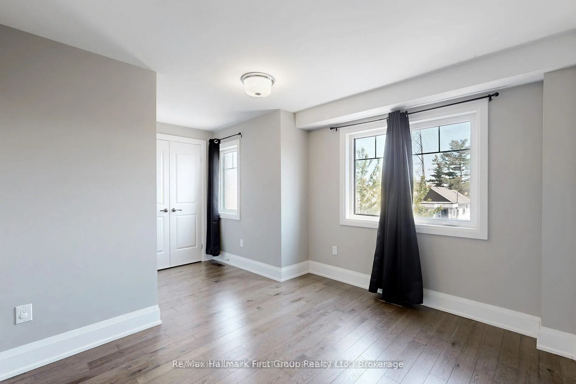Photo 15 of 2 Helen Avenue, Toronto, Caledonia-Fairbank — HOMEH
