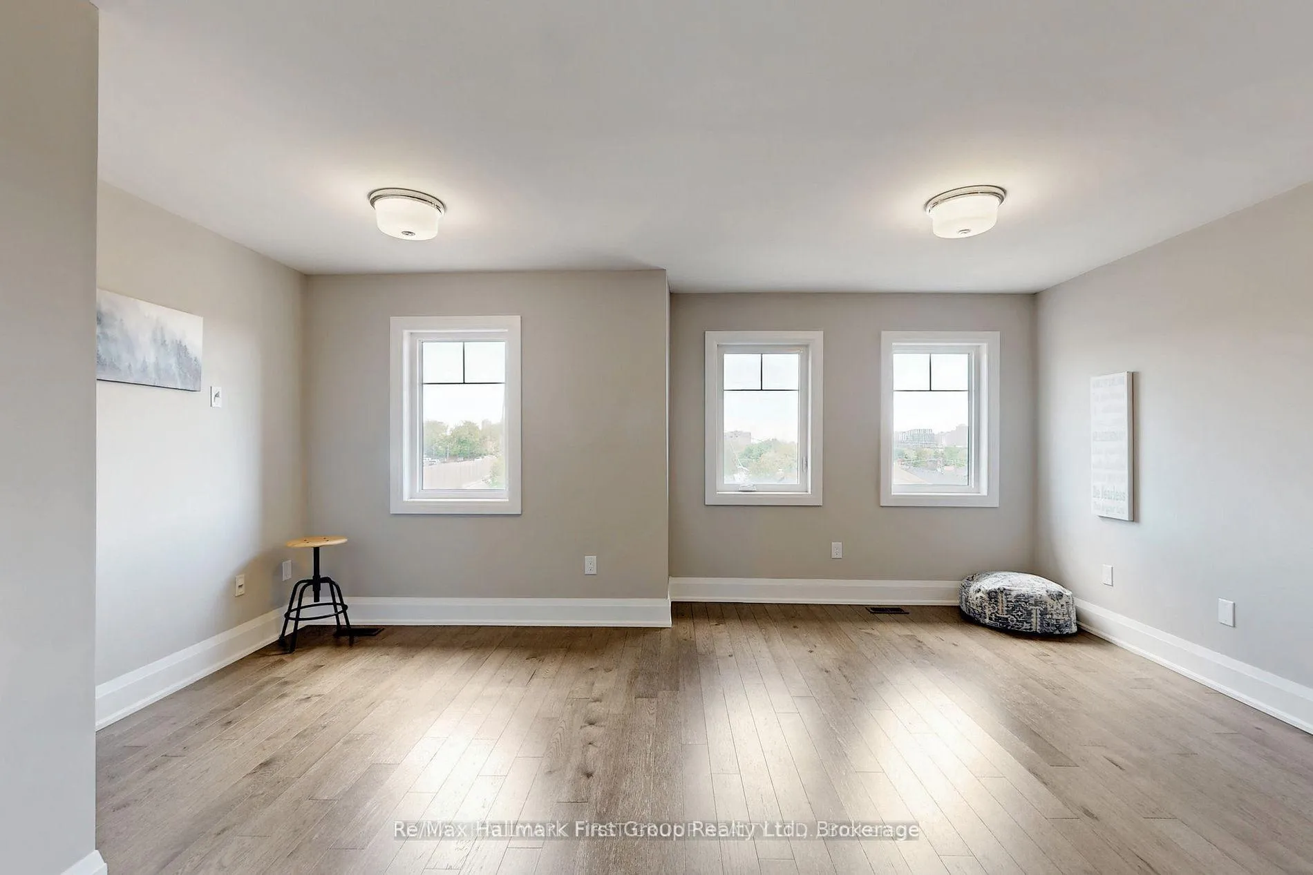 Photo 17 of 2 Helen Avenue, Toronto, Caledonia-Fairbank — HOMEH