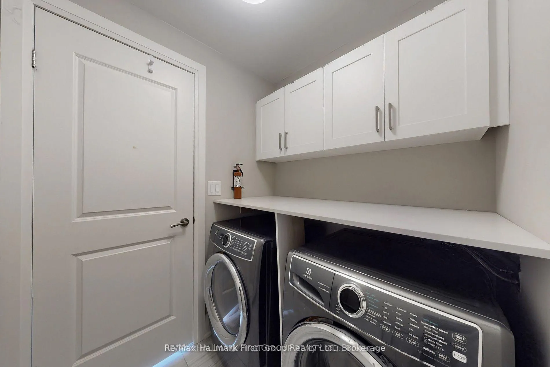 Photo 21 of 2 Helen Avenue, Toronto, Caledonia-Fairbank — HOMEH