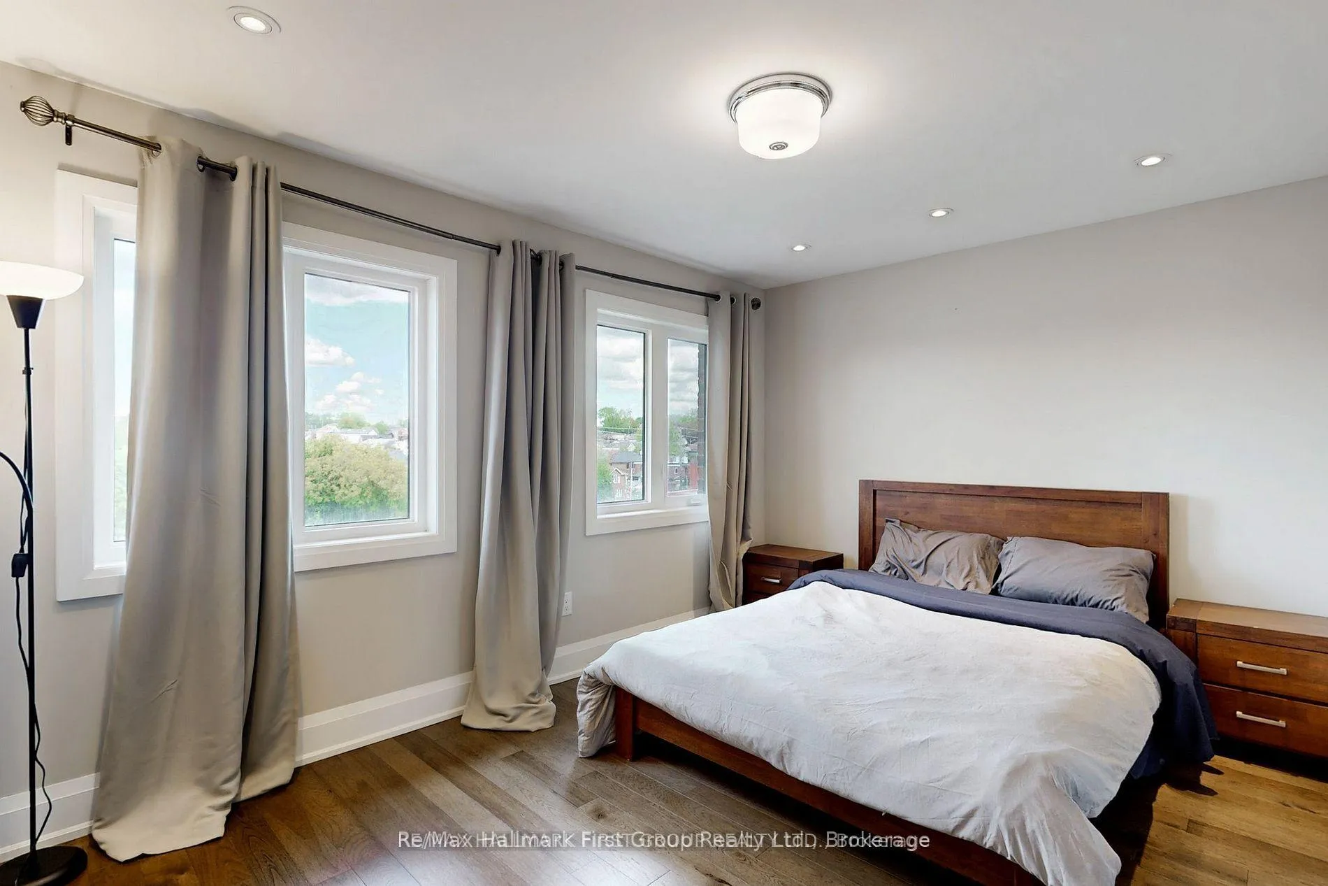 Photo 22 of 2 Helen Avenue, Toronto, Caledonia-Fairbank — HOMEH