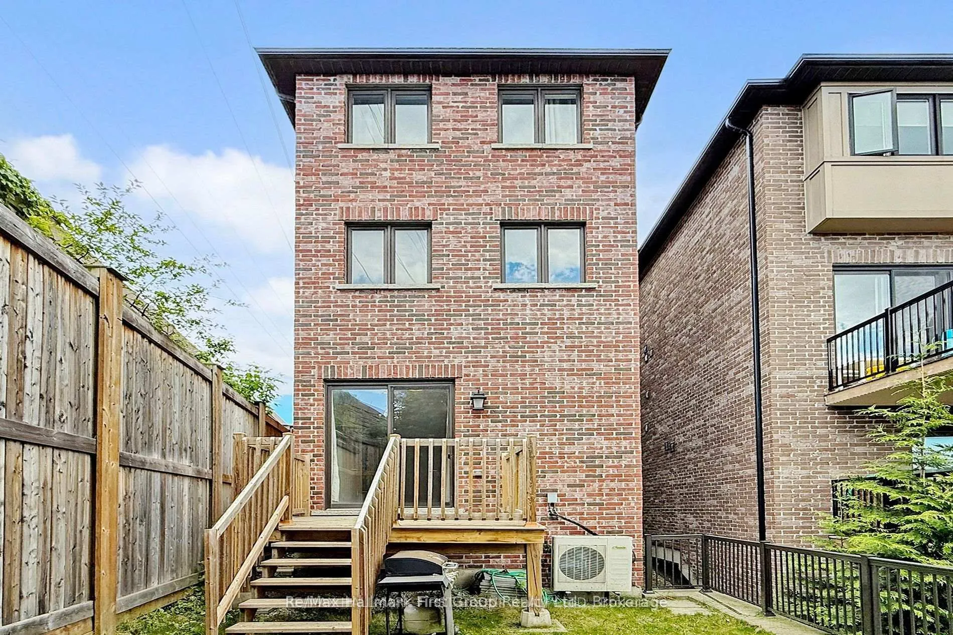 Photo 32 of 2 Helen Avenue, Toronto, Caledonia-Fairbank — HOMEH