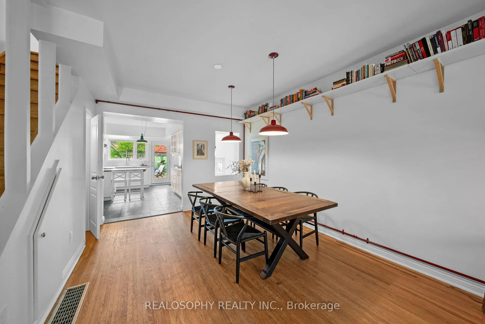 Photo 9 of 118 Ivy Avenue, Toronto, South Riverdale — HOMEH