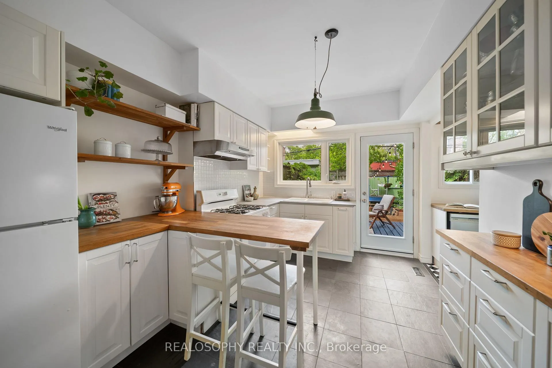 Photo 11 of 118 Ivy Avenue, Toronto, South Riverdale — HOMEH