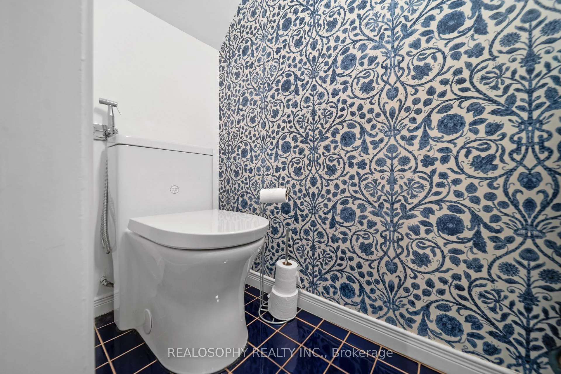 Photo 17 of 118 Ivy Avenue, Toronto, South Riverdale — HOMEH