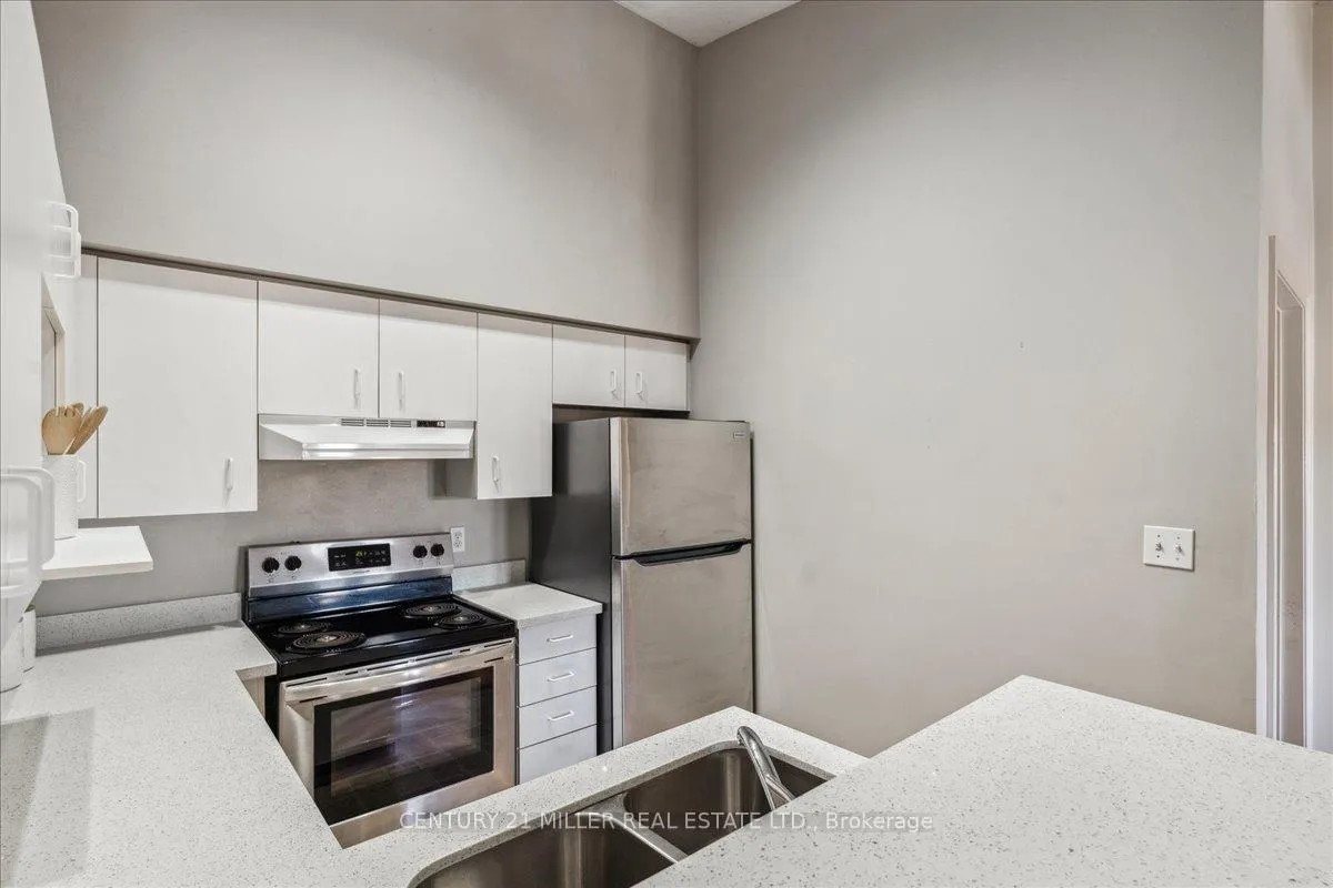 Photo 7 of Unit 406, 4003 Kilmer Drive, Burlington, Tansley — HOMEH