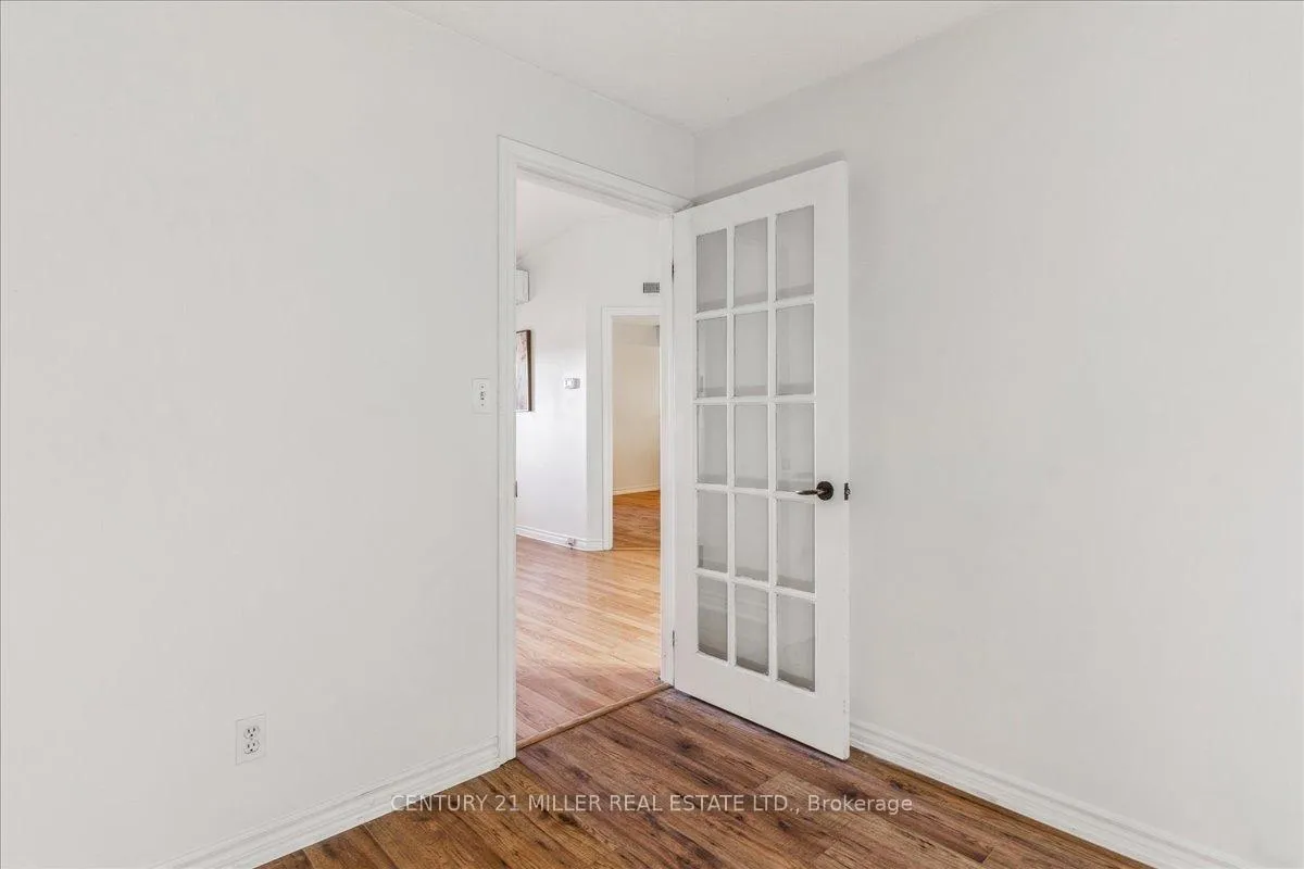 Photo 18 of Unit 406, 4003 Kilmer Drive, Burlington, Tansley — HOMEH