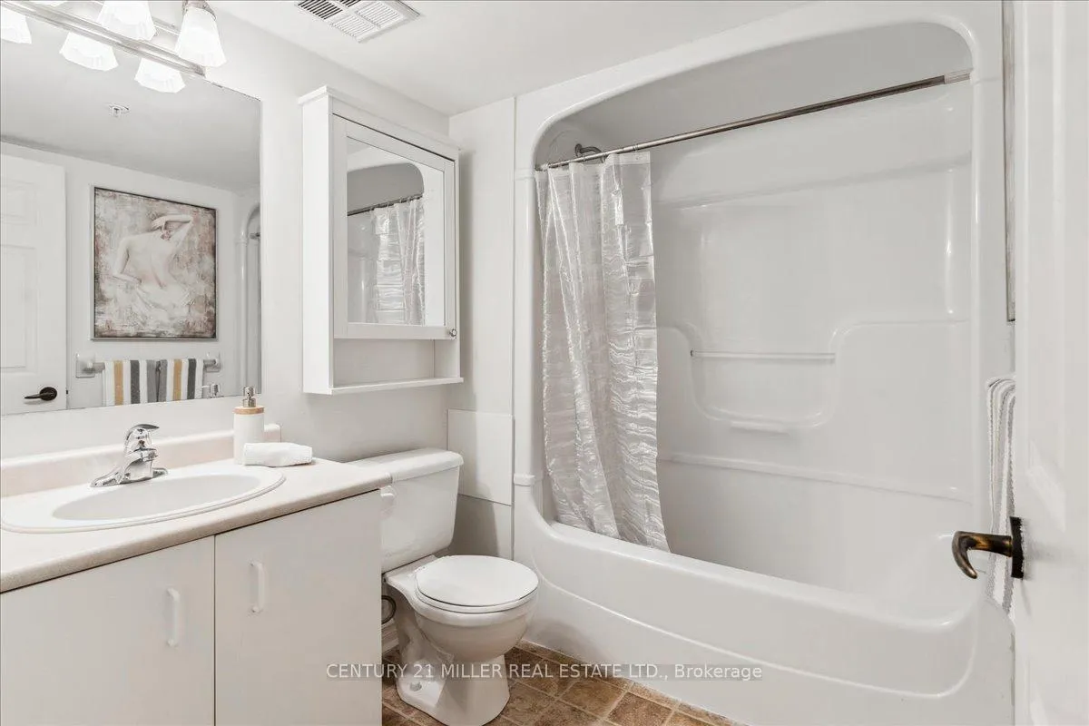 Photo 19 of Unit 406, 4003 Kilmer Drive, Burlington, Tansley — HOMEH