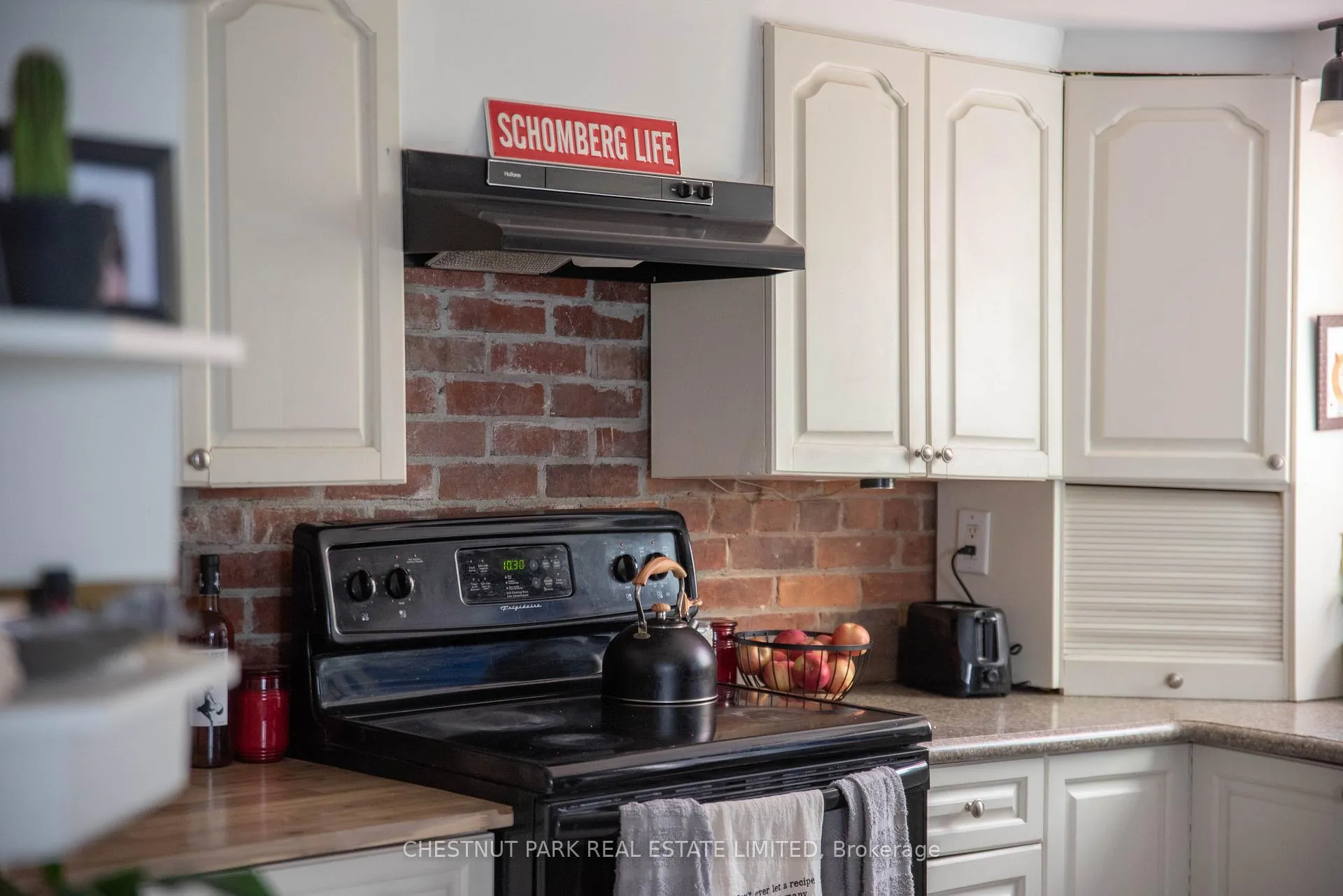 Photo 1 of Unit 1, 314 Main Street, King, Schomberg — HOMEH