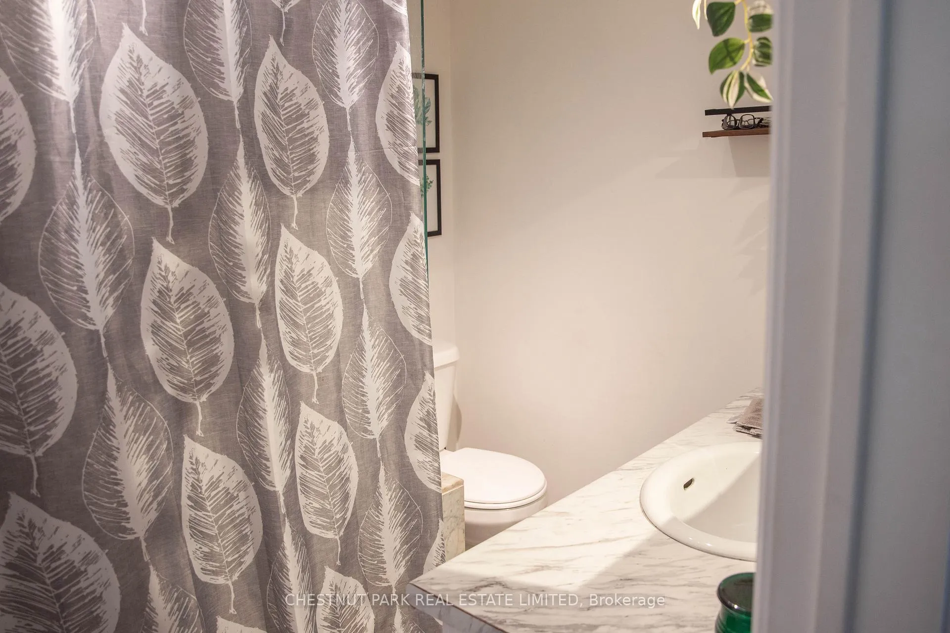 Photo 14 of Unit 1, 314 Main Street, King, Schomberg — HOMEH
