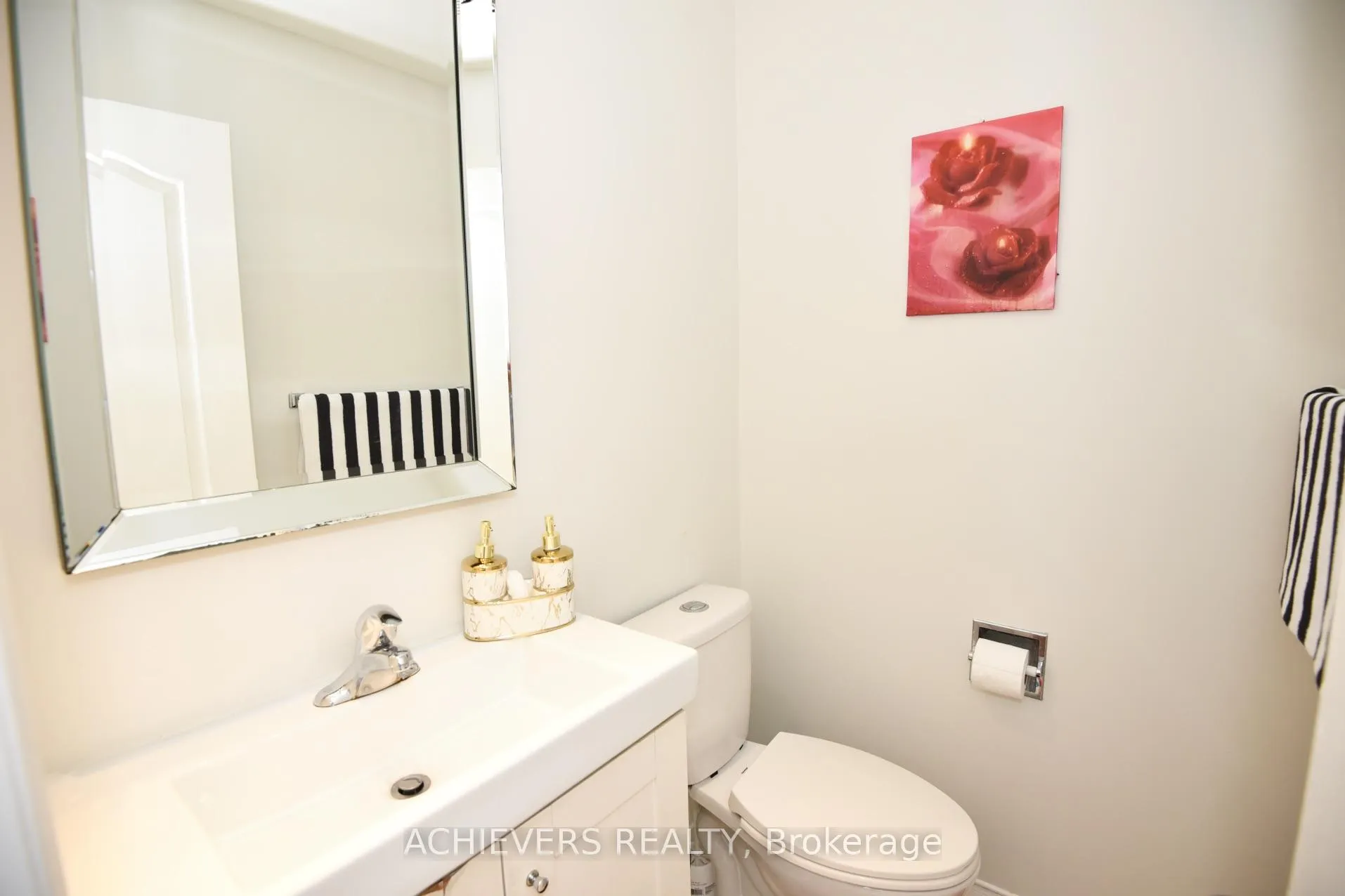 Photo 9 of 10 Gramercy Square, Scarborough, Rouge — HOMEH