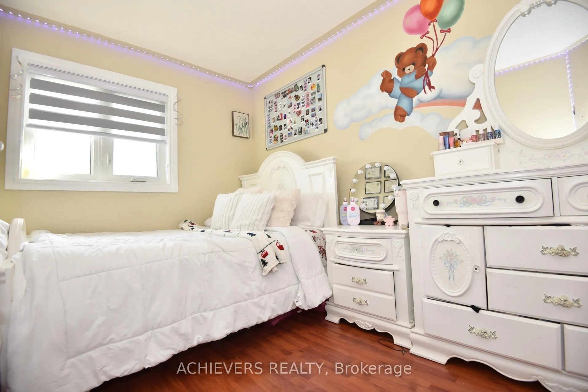 Photo 24 of 10 Gramercy Square, Scarborough, Rouge — HOMEH