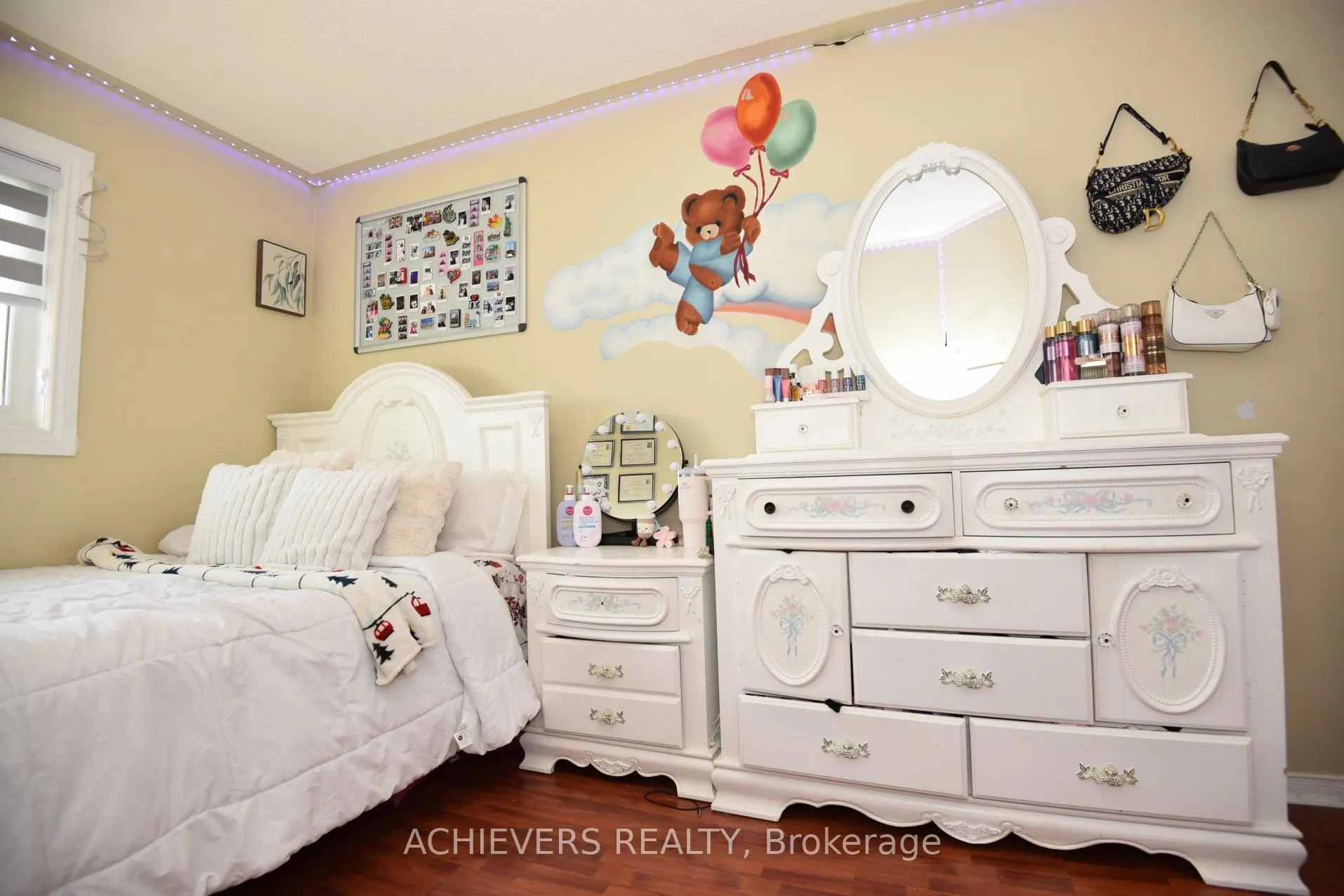 Photo 25 of 10 Gramercy Square, Scarborough, Rouge — HOMEH