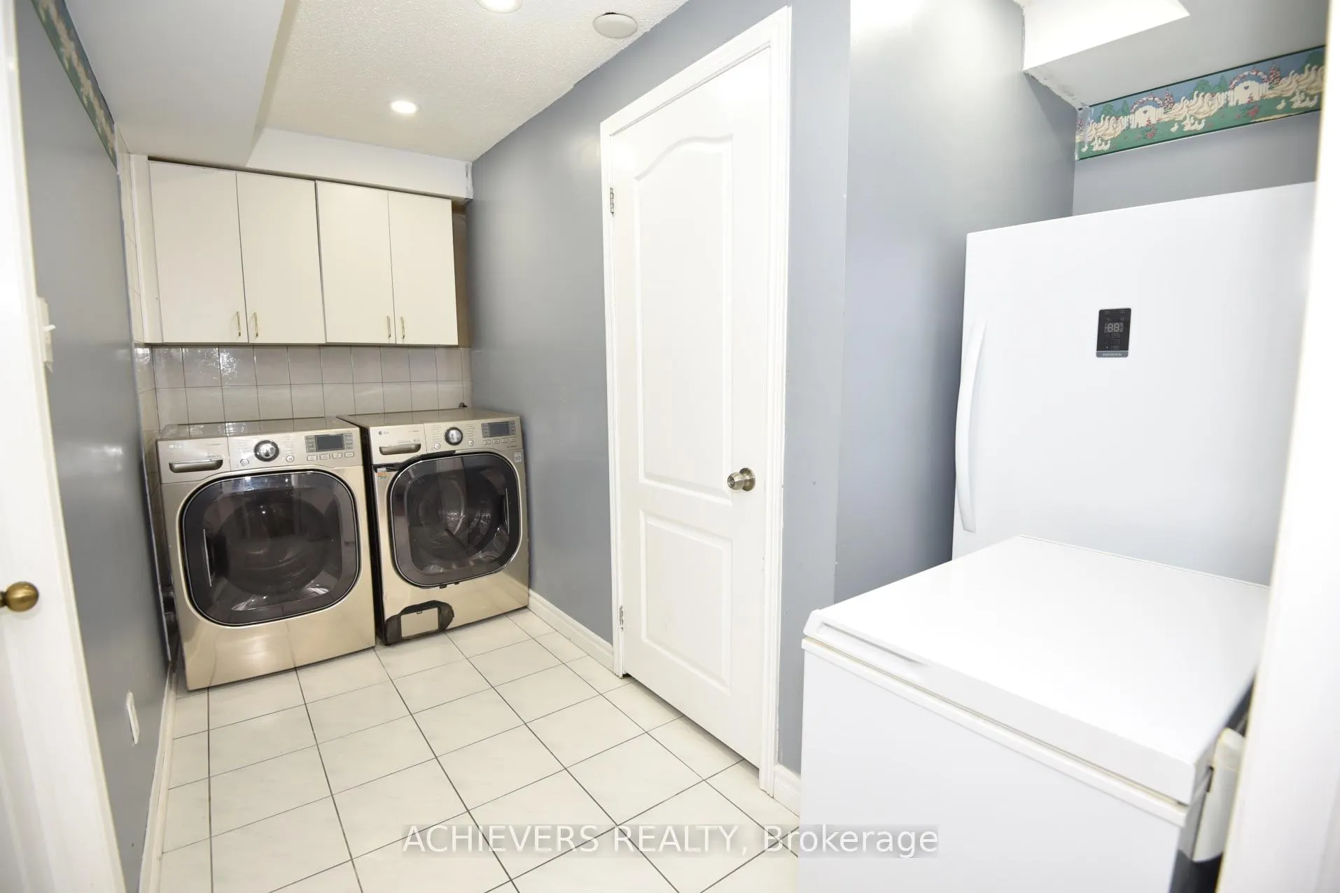 Photo 36 of 10 Gramercy Square, Scarborough, Rouge — HOMEH