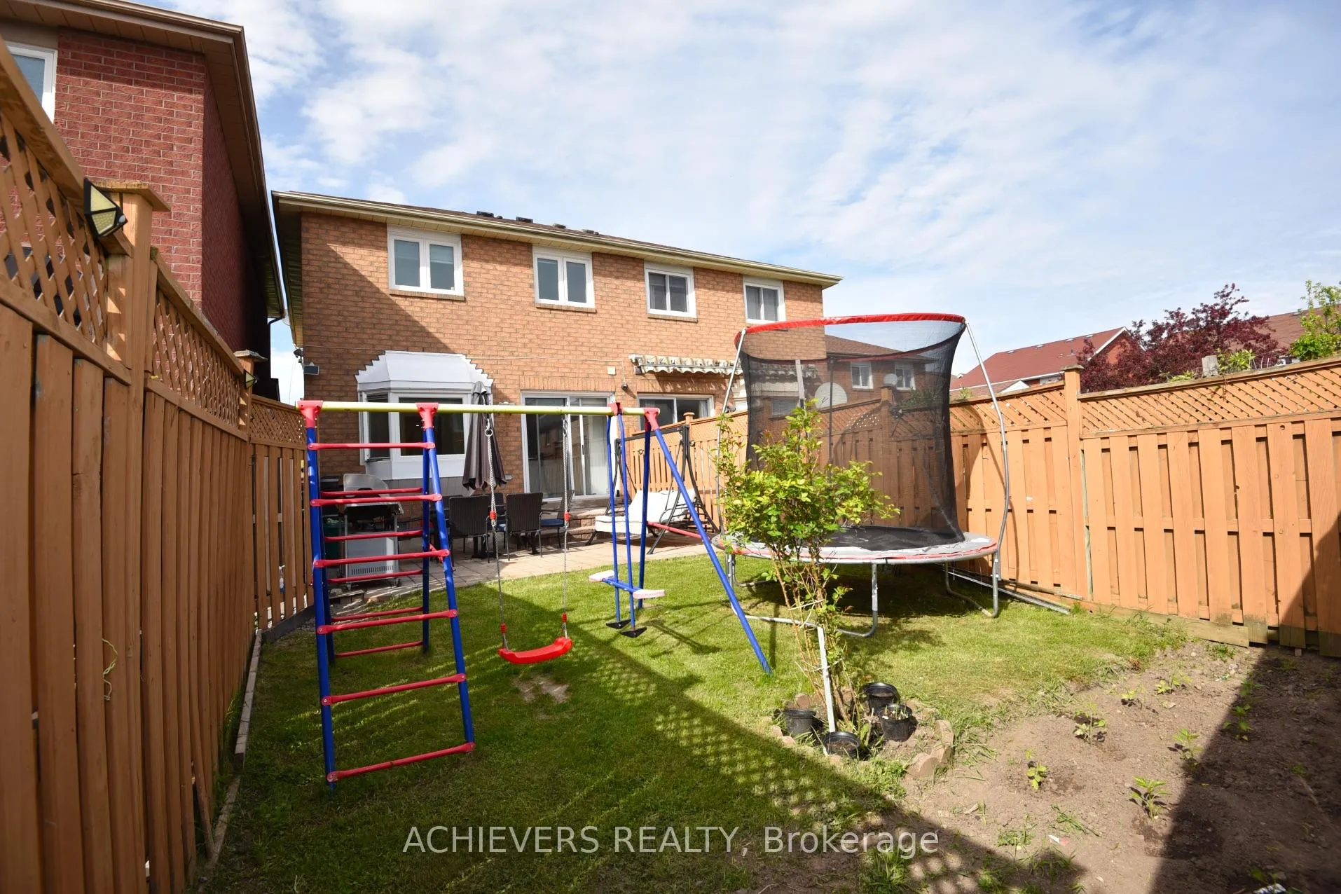 Photo 39 of 10 Gramercy Square, Scarborough, Rouge — HOMEH
