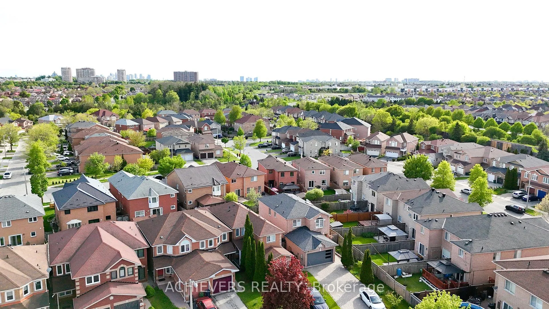Photo 44 of 10 Gramercy Square, Scarborough, Rouge — HOMEH