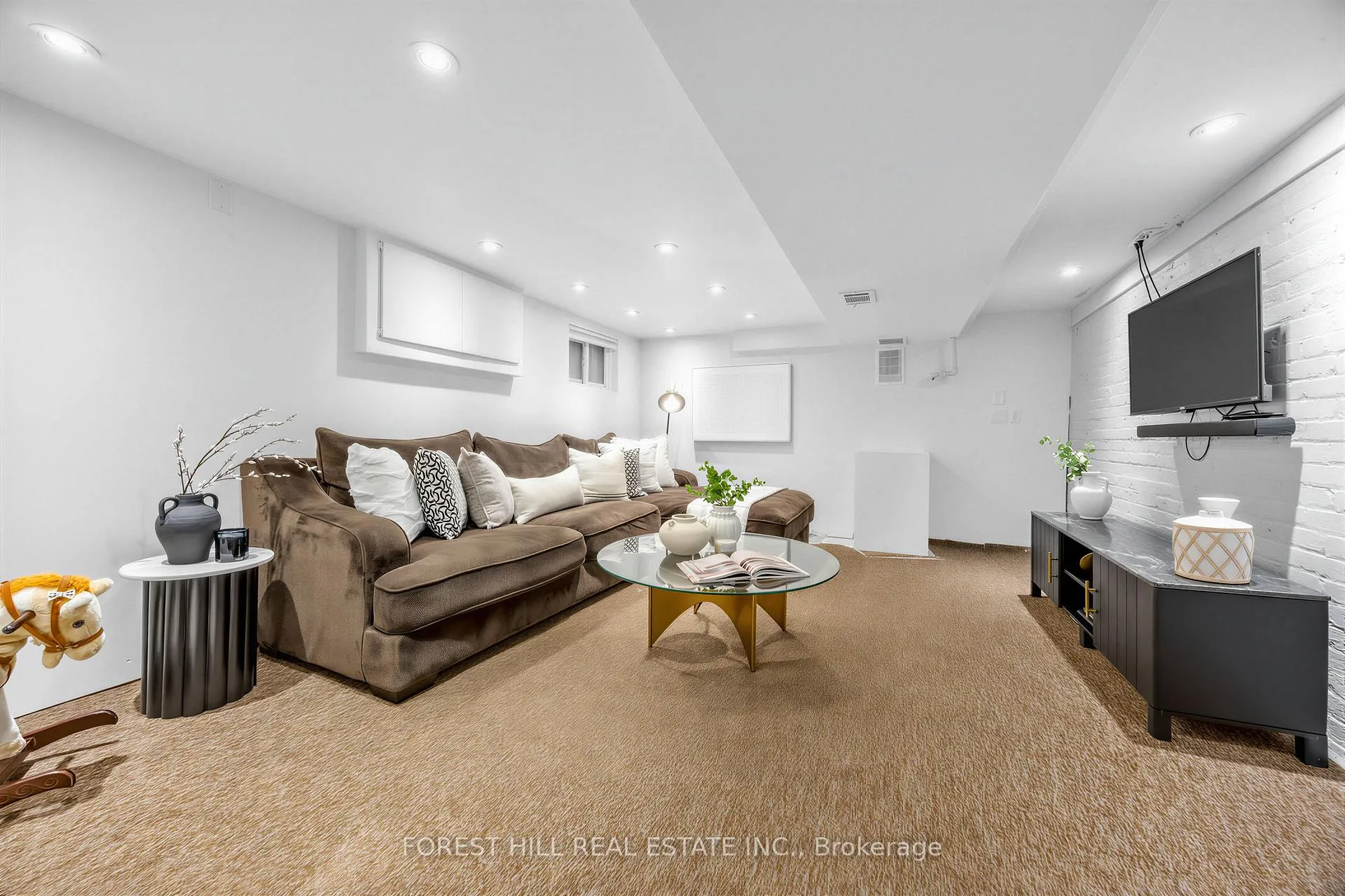 Photo 26 of 43 Norwood Road, Toronto, East End-Danforth — HOMEH