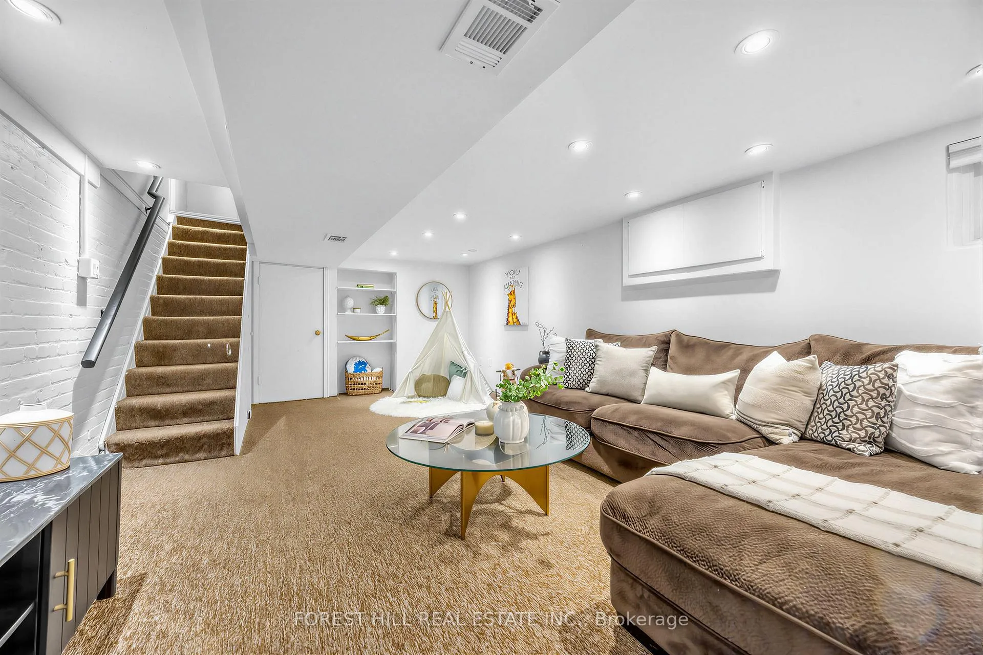 Photo 28 of 43 Norwood Road, Toronto, East End-Danforth — HOMEH