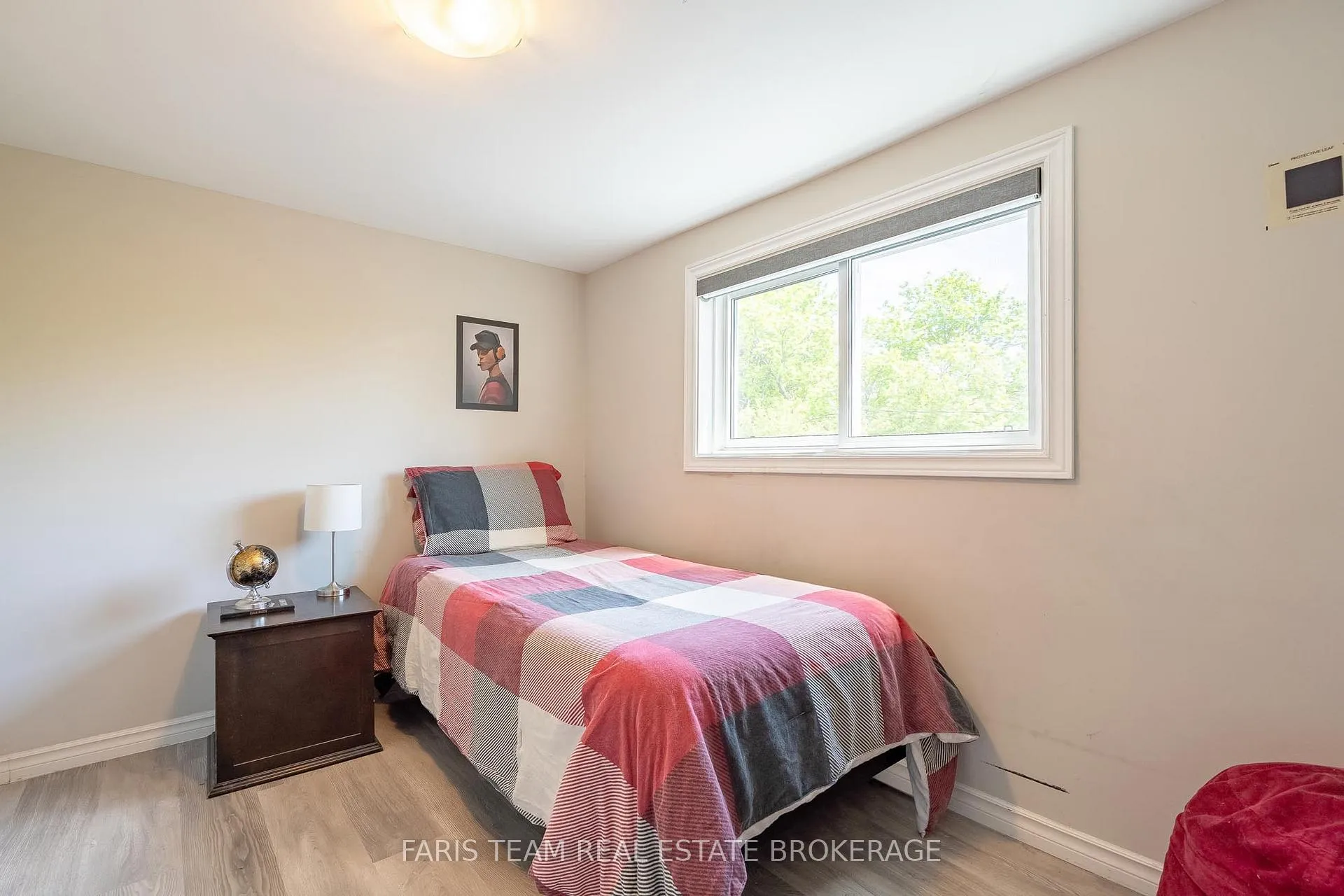 Photo 21 of 261 James Street E, Orillia — HOMEH