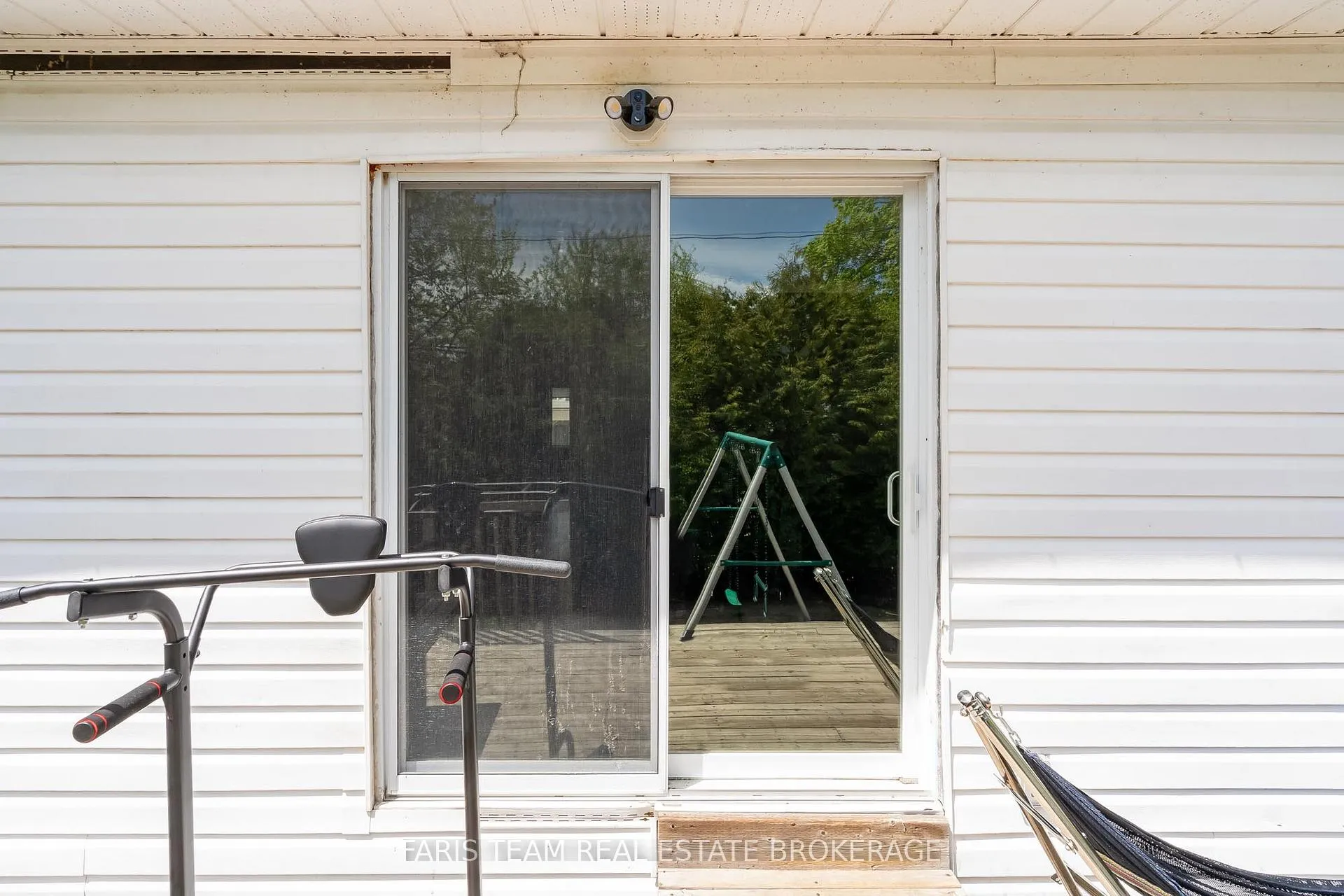 Photo 26 of 261 James Street E, Orillia — HOMEH