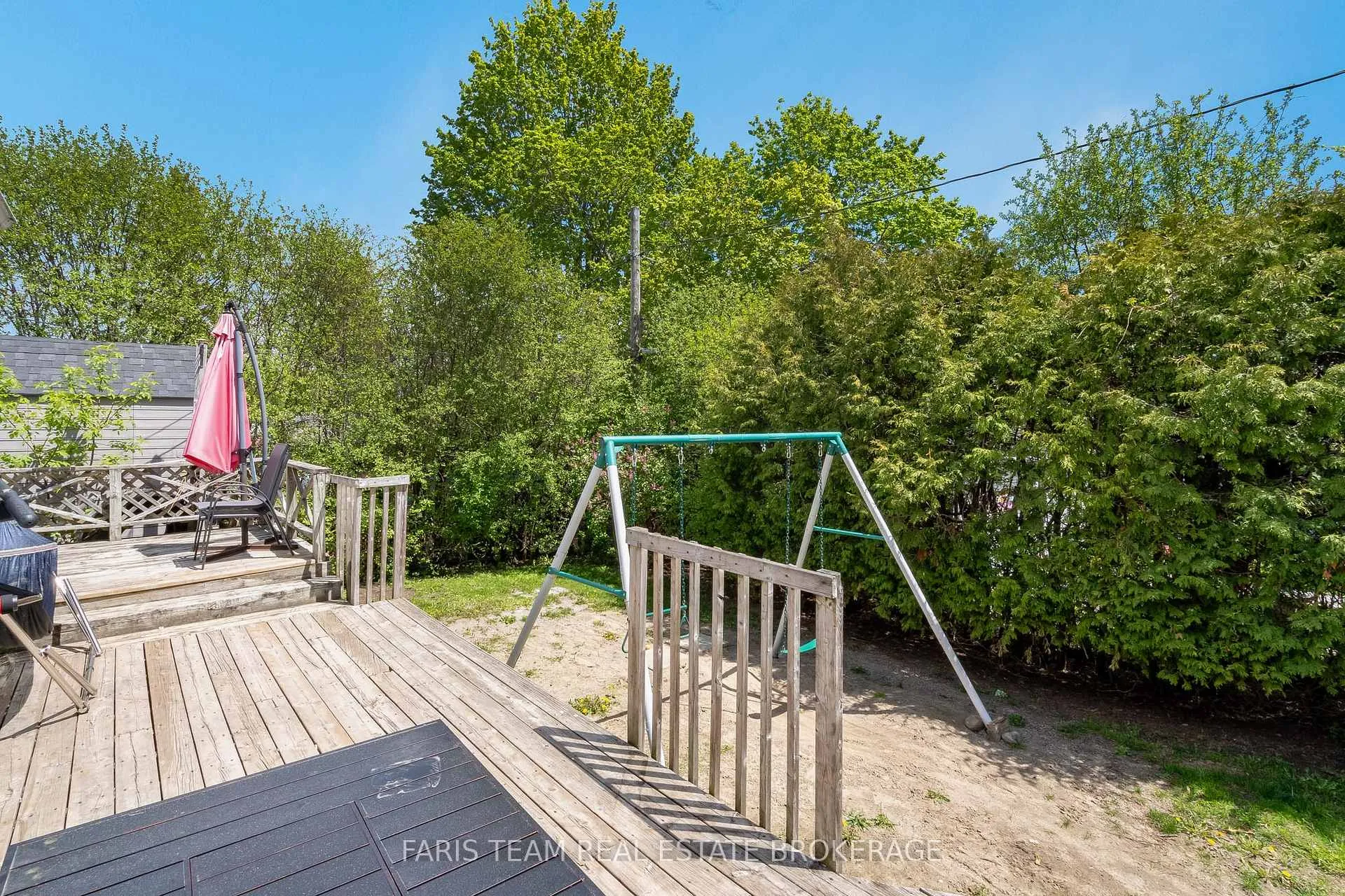 Photo 31 of 261 James Street E, Orillia — HOMEH