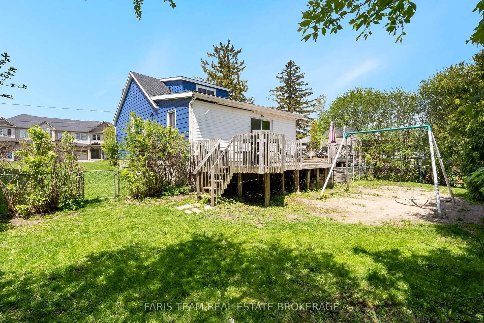 Photo 34 of 261 James Street E, Orillia — HOMEH