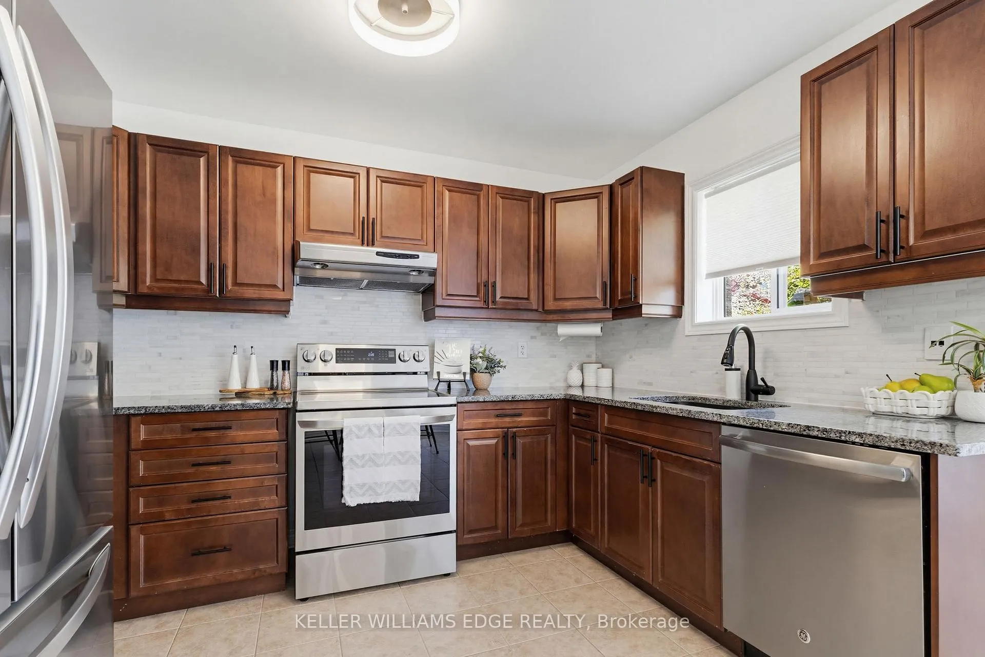 Photo 11 of 5398 Langford Road, Burlington, Orchard — HOMEH
