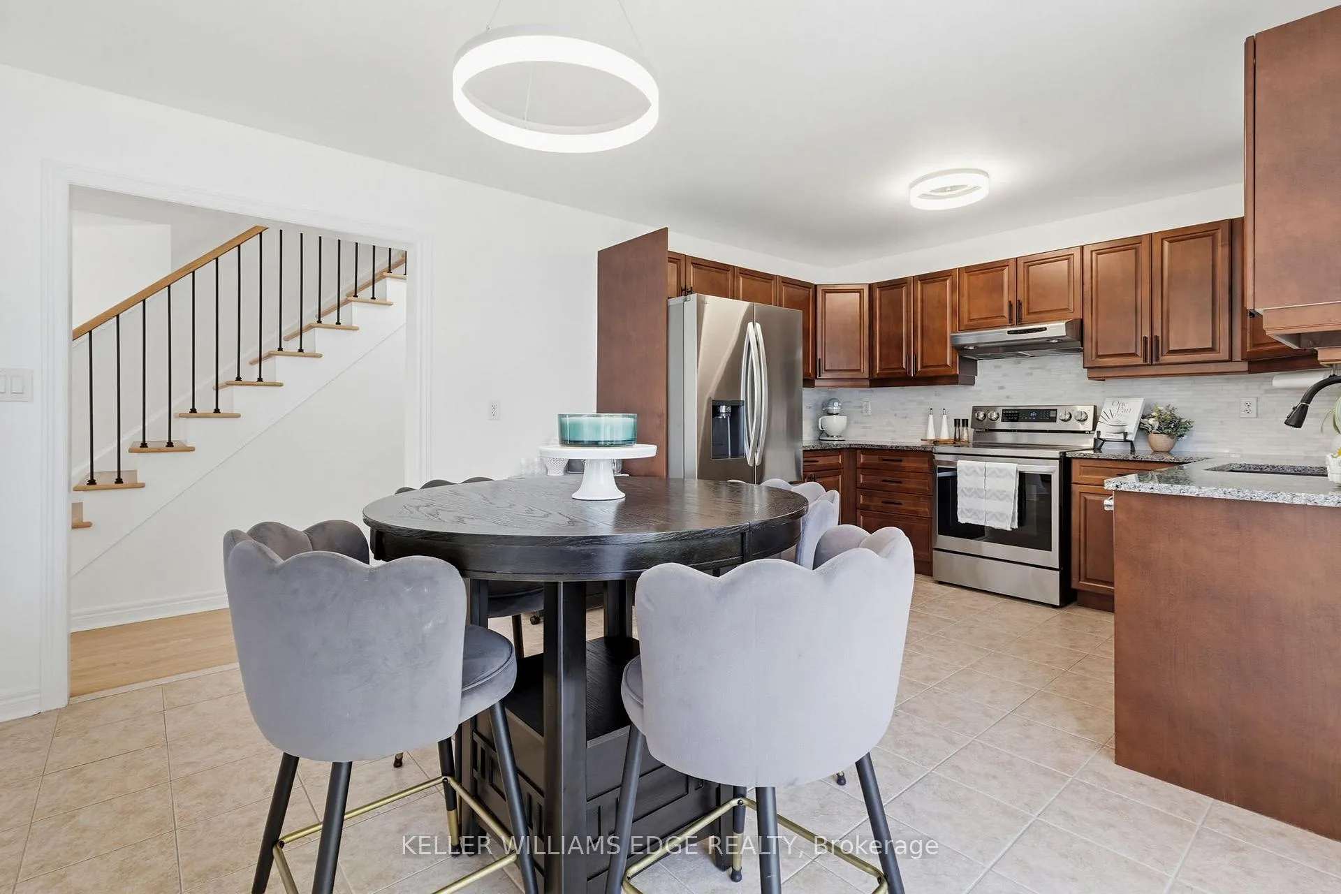 Photo 12 of 5398 Langford Road, Burlington, Orchard — HOMEH