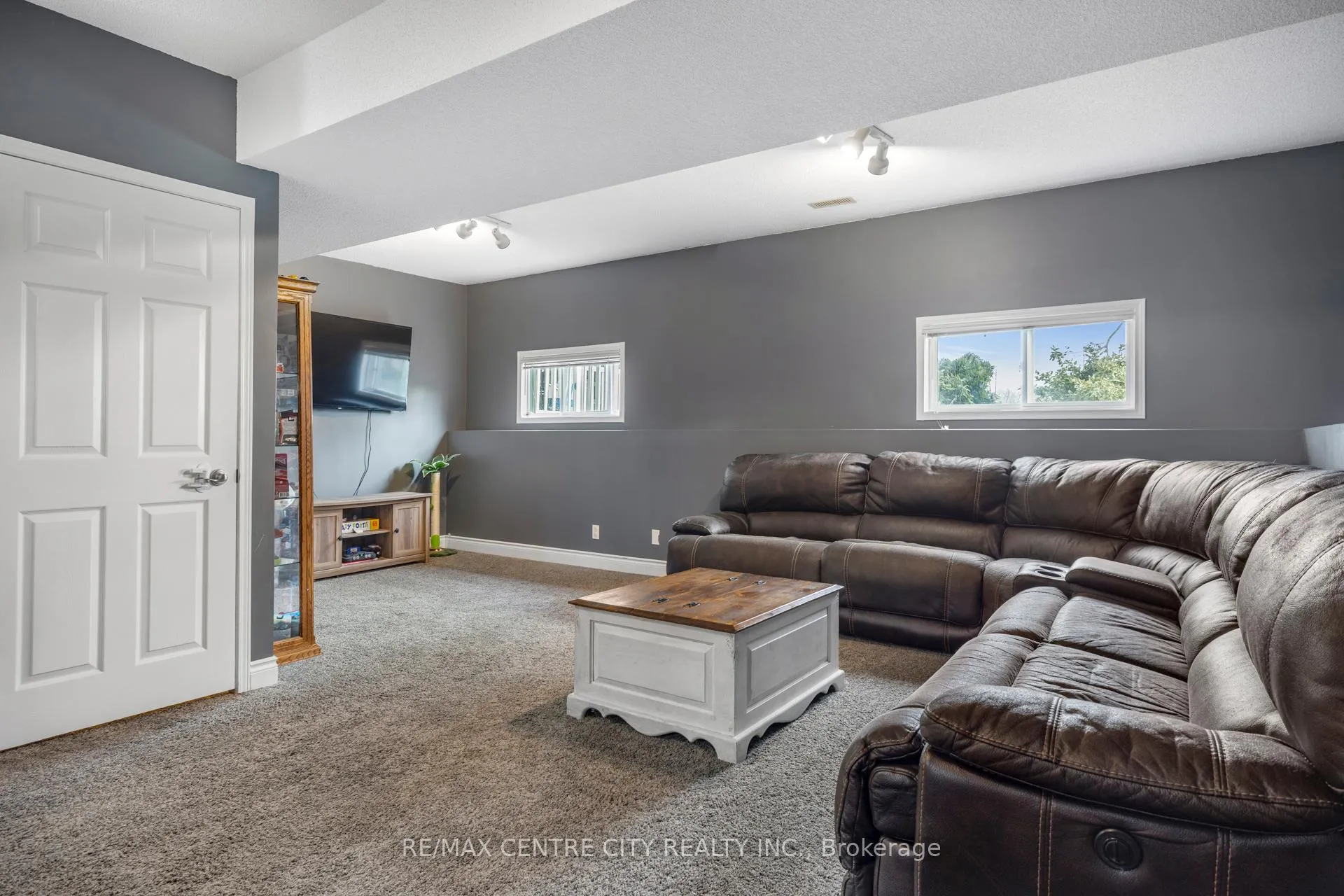 Photo 15 of 2623 Avon Drive, Malahide, Rural Malahide — HOMEH