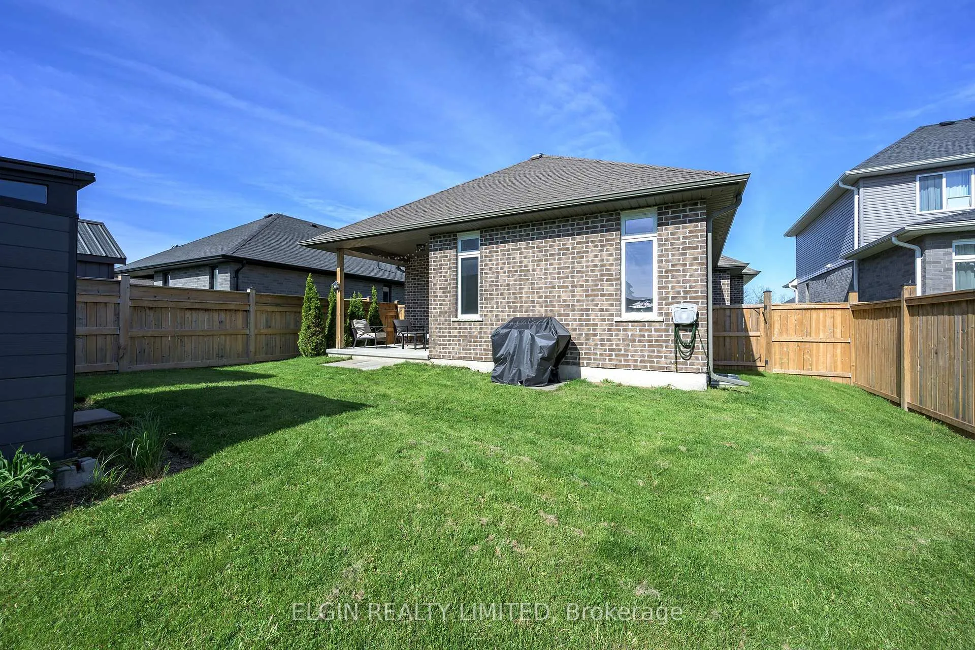 Photo 4 of 6 Royal Dornoch Drive, St. Thomas — HOMEH