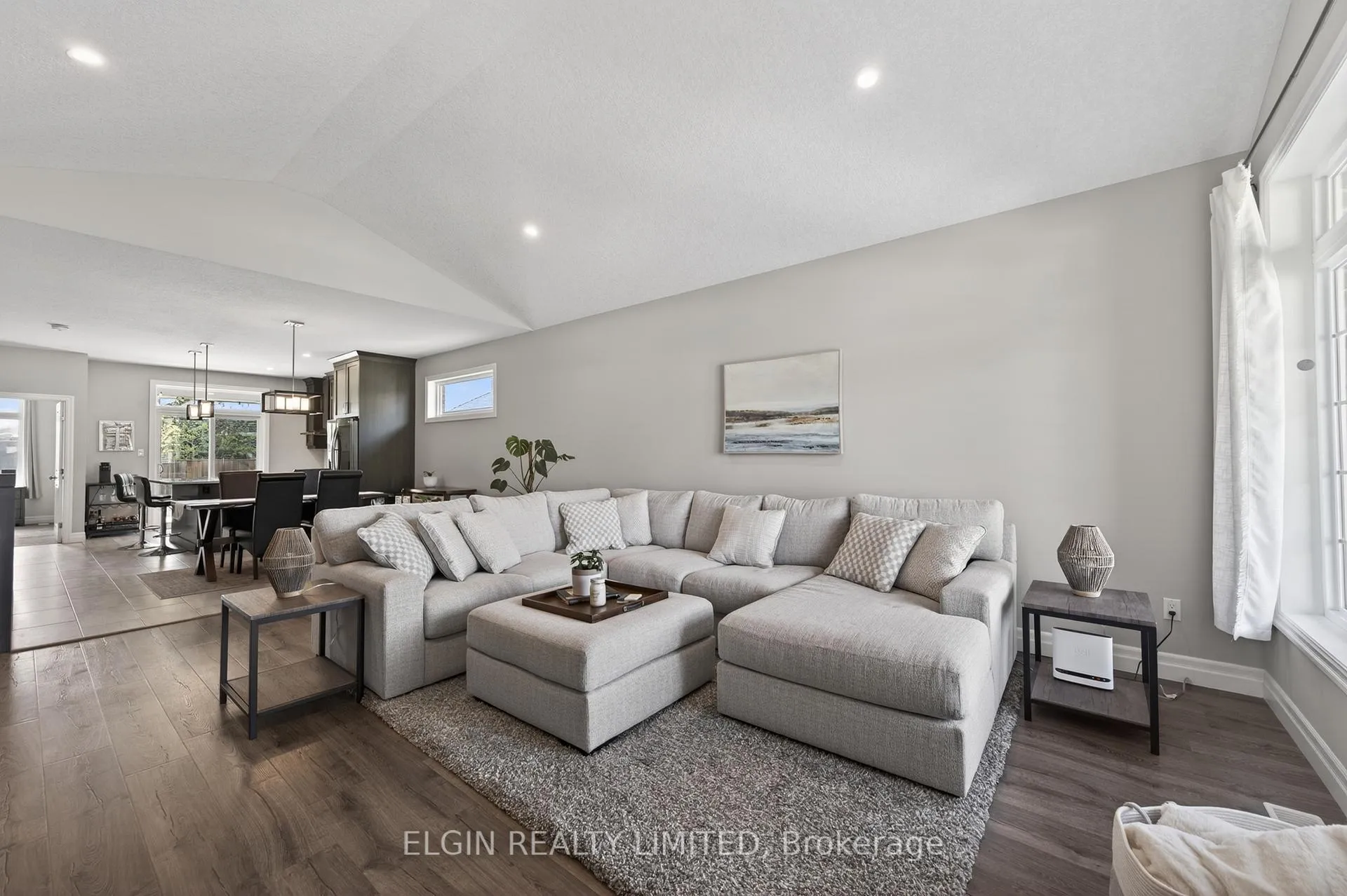 Photo 11 of 6 Royal Dornoch Drive, St. Thomas — HOMEH