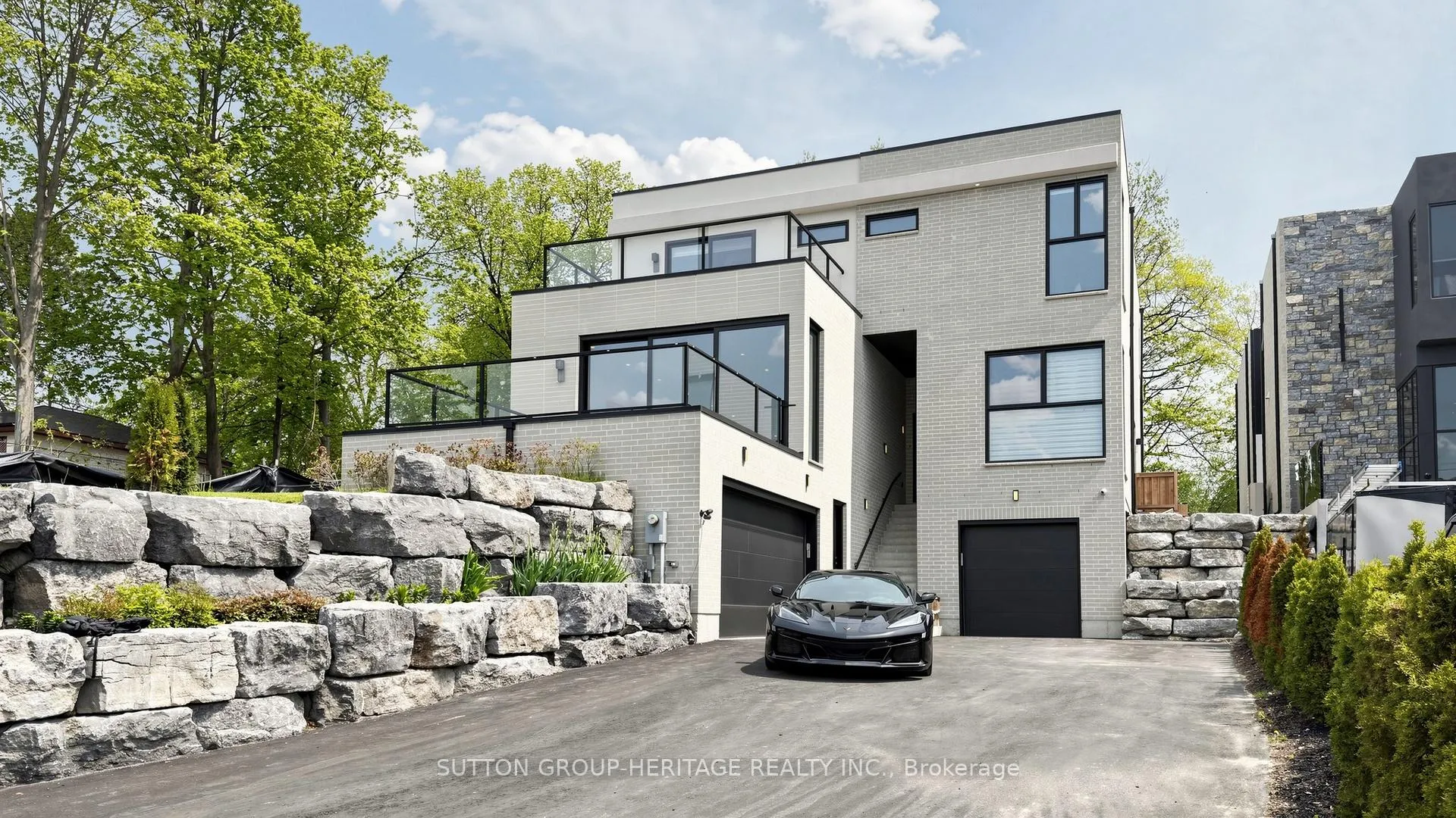 Photo 3 of 1459 Old Forest Road, Pickering, Woodlands — HOMEH