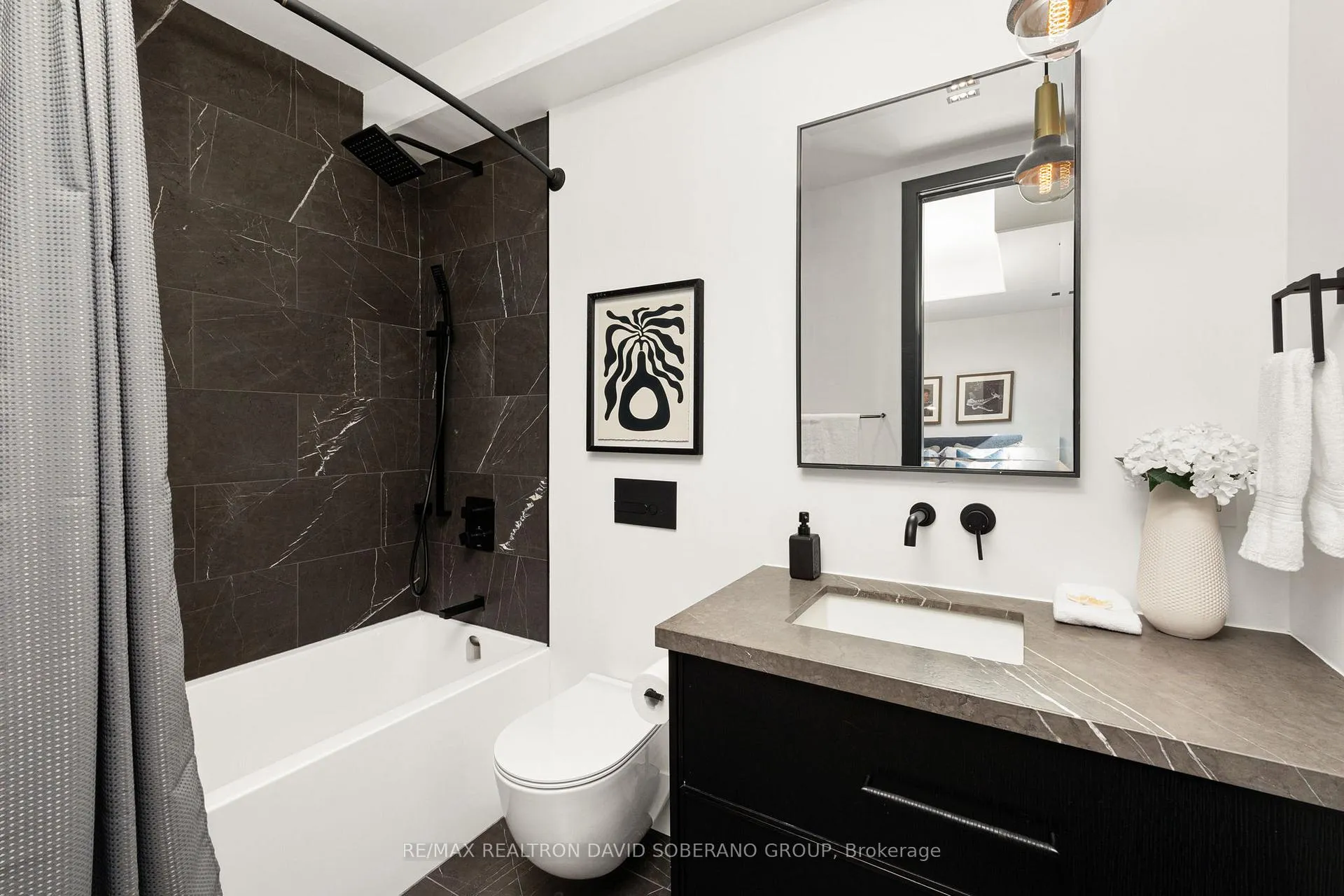 Photo 25 of 102 Ulster Street, Toronto, University — HOMEH