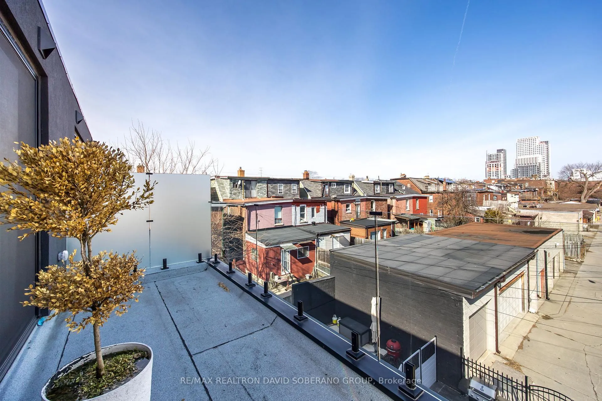 Photo 29 of 102 Ulster Street, Toronto, University — HOMEH