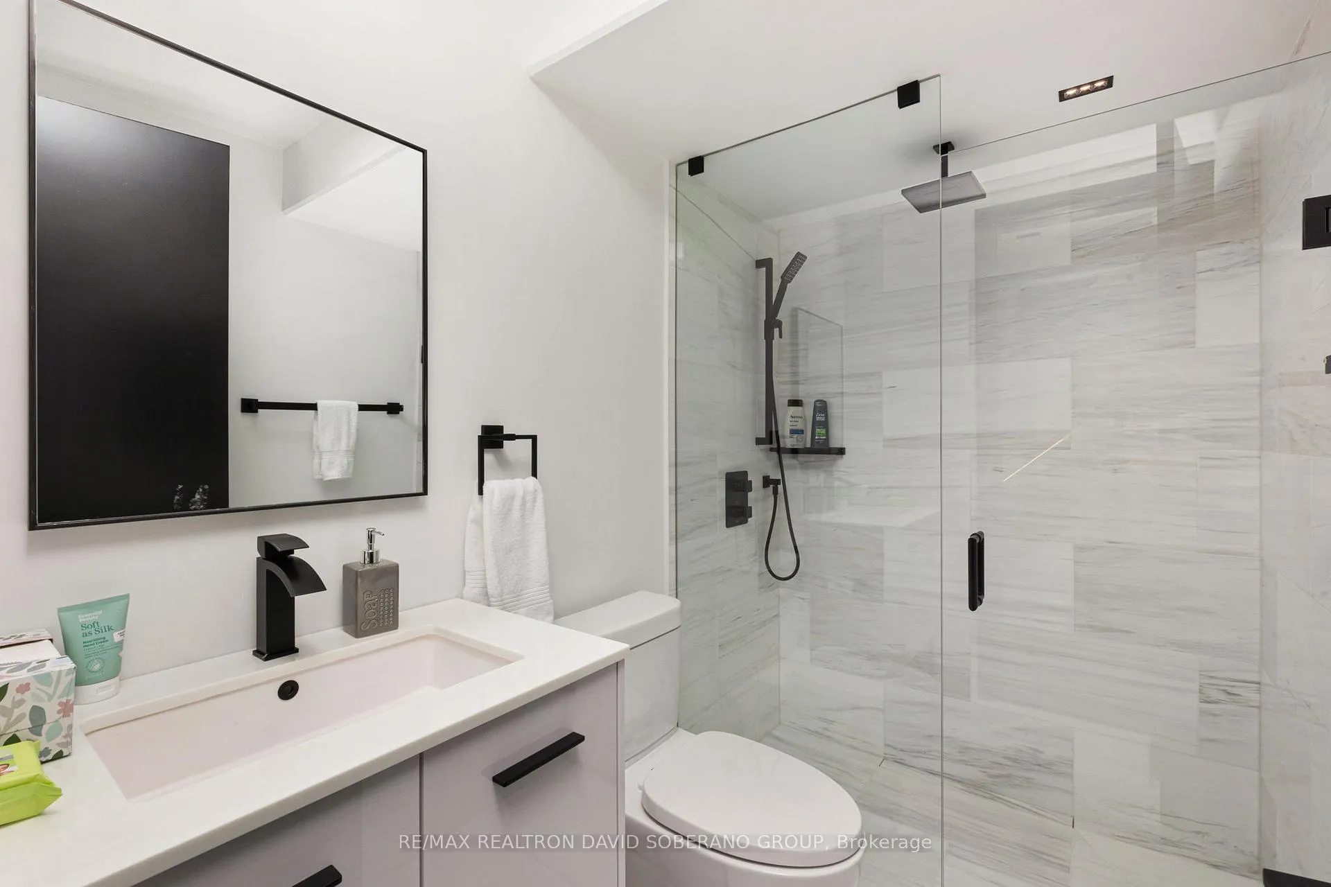 Photo 36 of 102 Ulster Street, Toronto, University — HOMEH