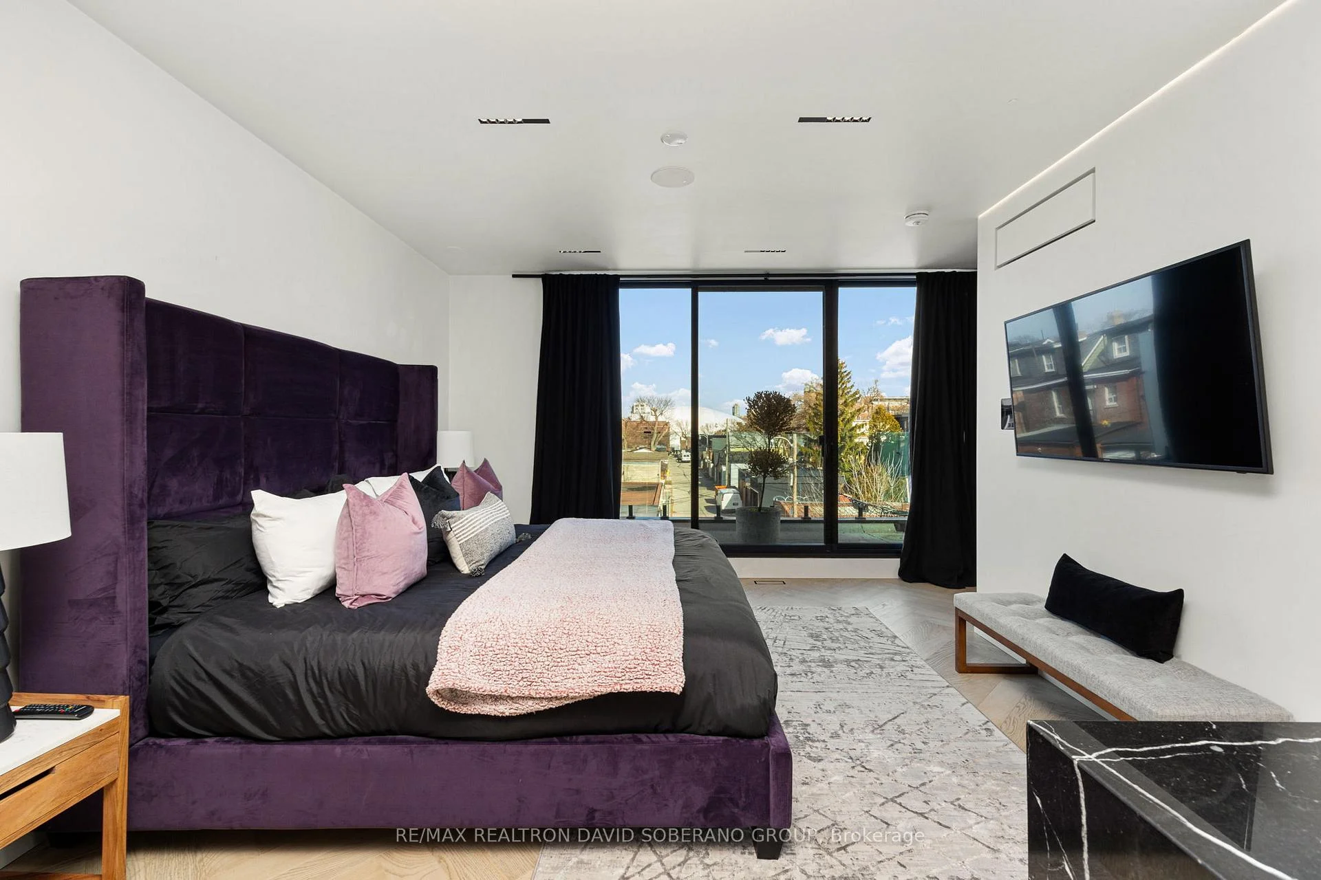 Photo 42 of 102 Ulster Street, Toronto, University — HOMEH