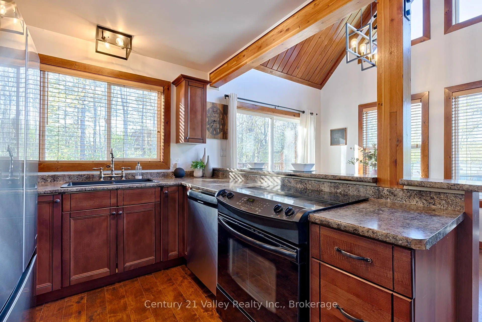 Photo 19 of 56 Karmack Haven Road, North Algona Wilberforce, North Algona/Wilberforce Twp — HOMEH