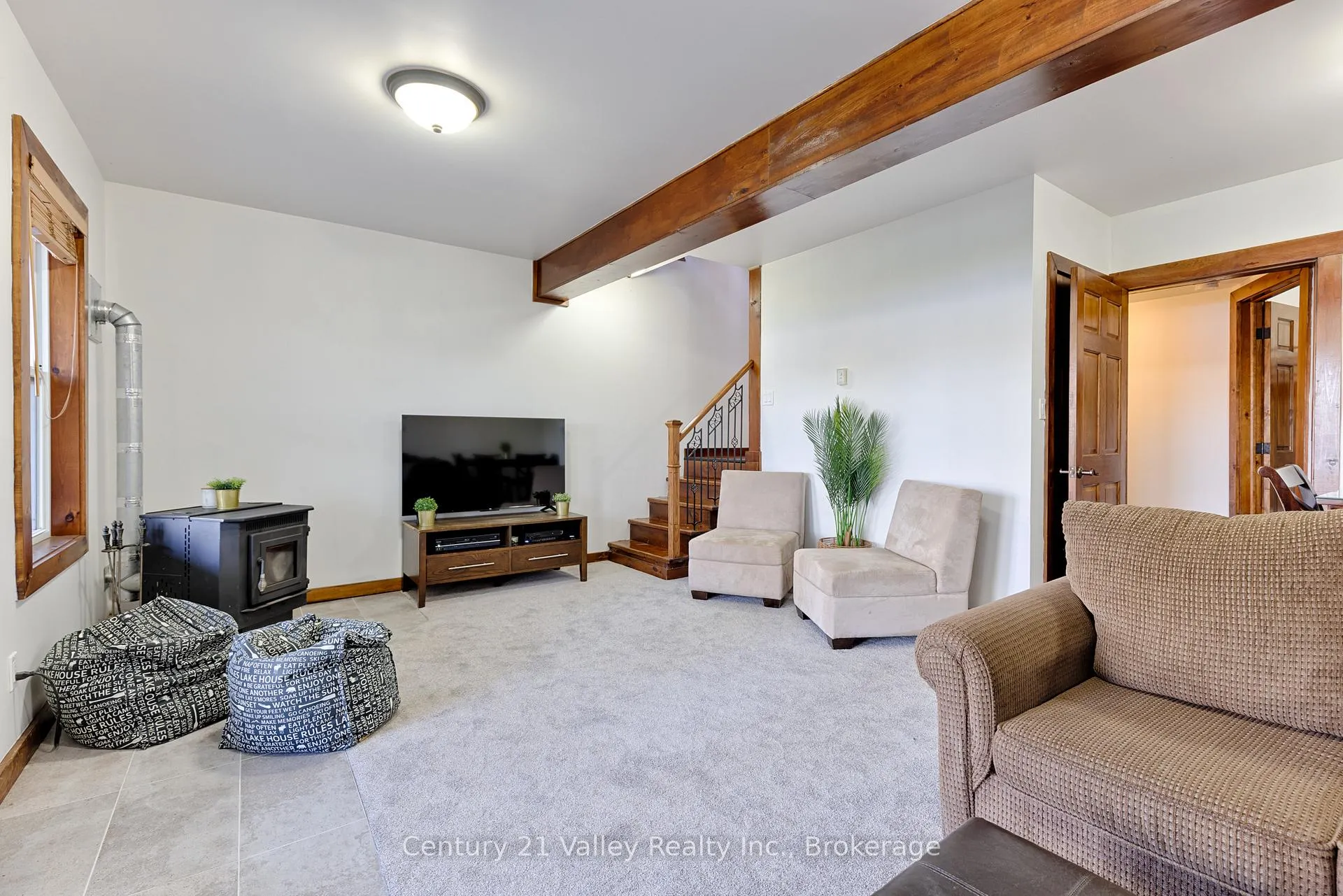 Photo 41 of 56 Karmack Haven Road, North Algona Wilberforce, North Algona/Wilberforce Twp — HOMEH