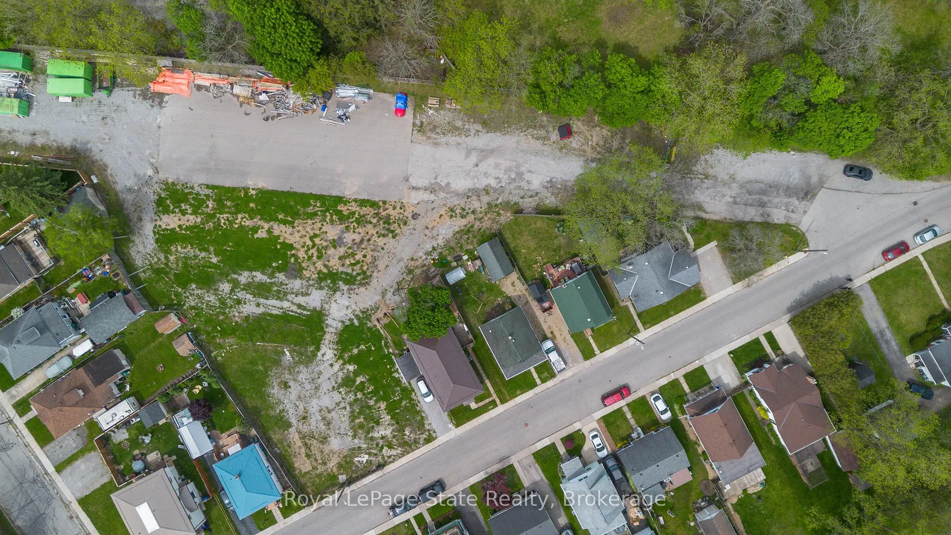 Photo 19 of 9 James Street, Norfolk, Simcoe — HOMEH