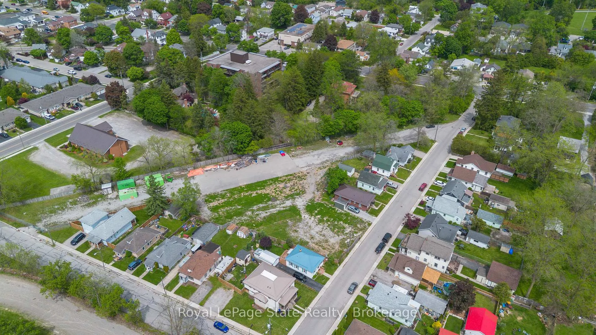 Photo 22 of 9 James Street, Norfolk, Simcoe — HOMEH