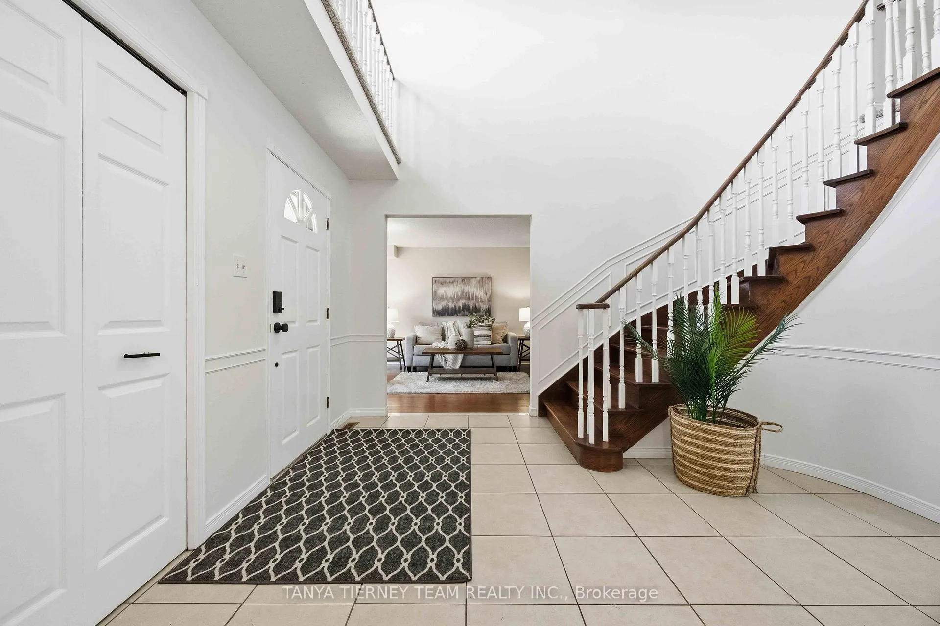 Photo 4 of 24 Fernway Crescent, Whitby, Pringle Creek — HOMEH