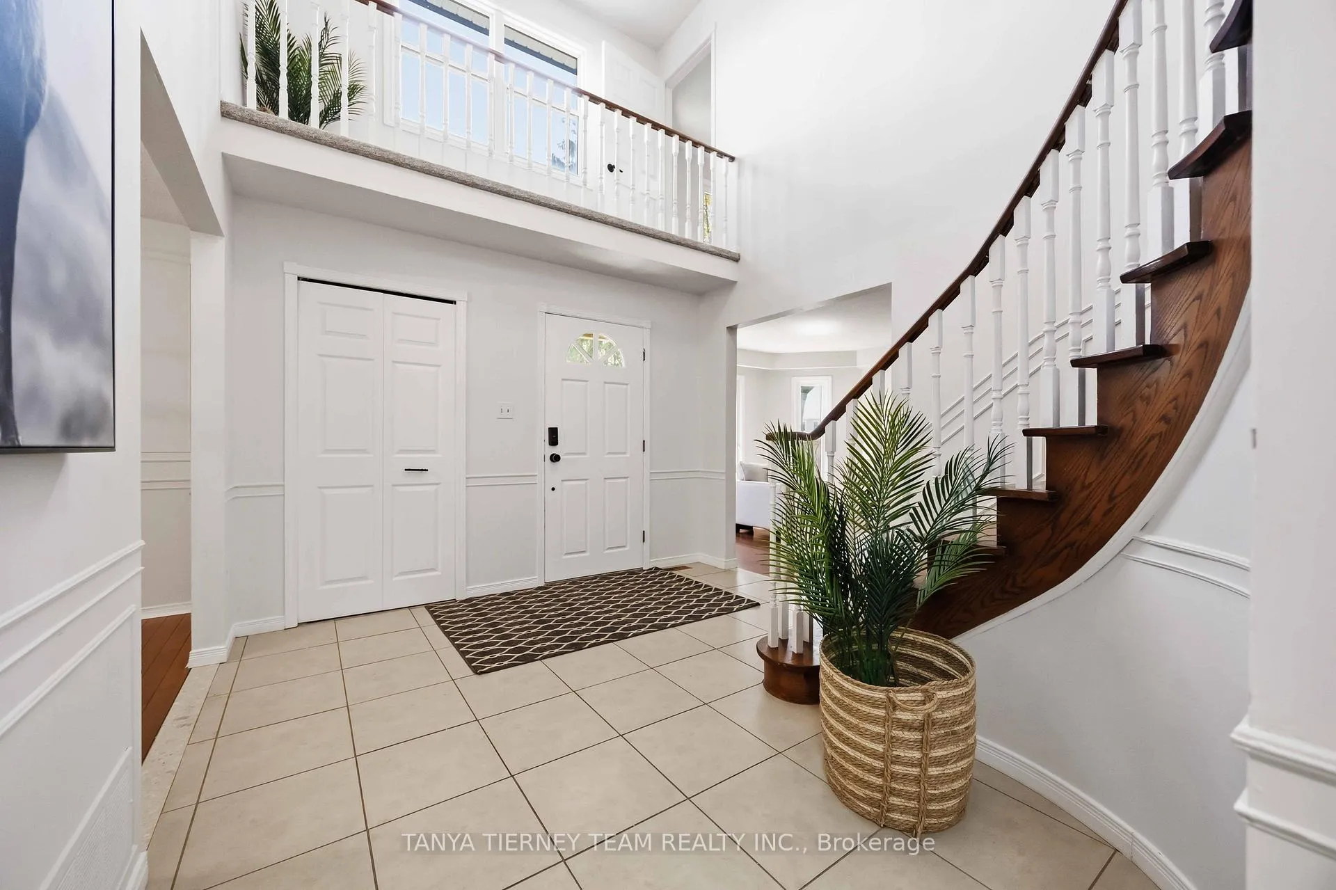 Photo 5 of 24 Fernway Crescent, Whitby, Pringle Creek — HOMEH