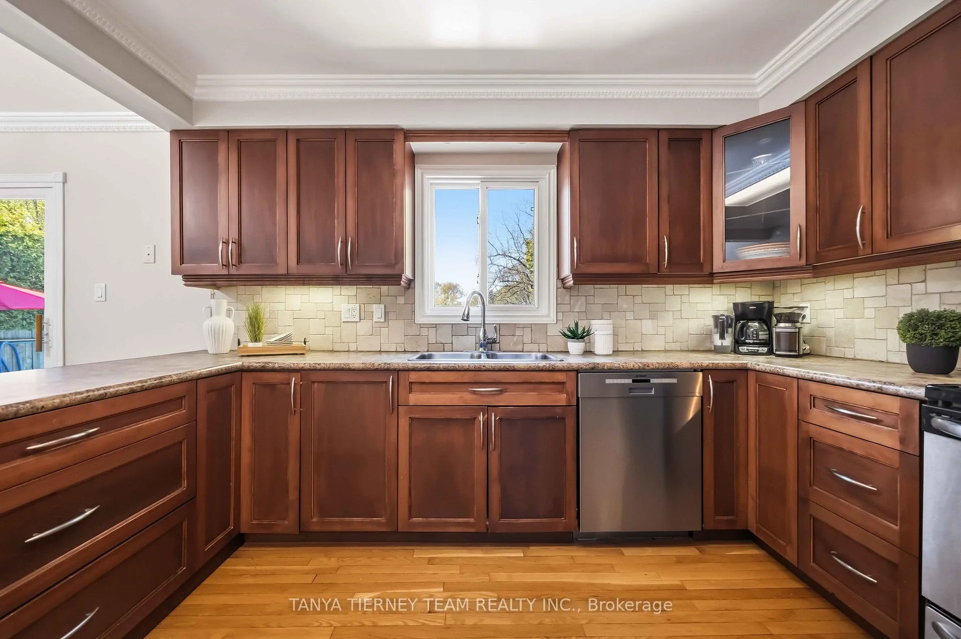 Photo 14 of 24 Fernway Crescent, Whitby, Pringle Creek — HOMEH